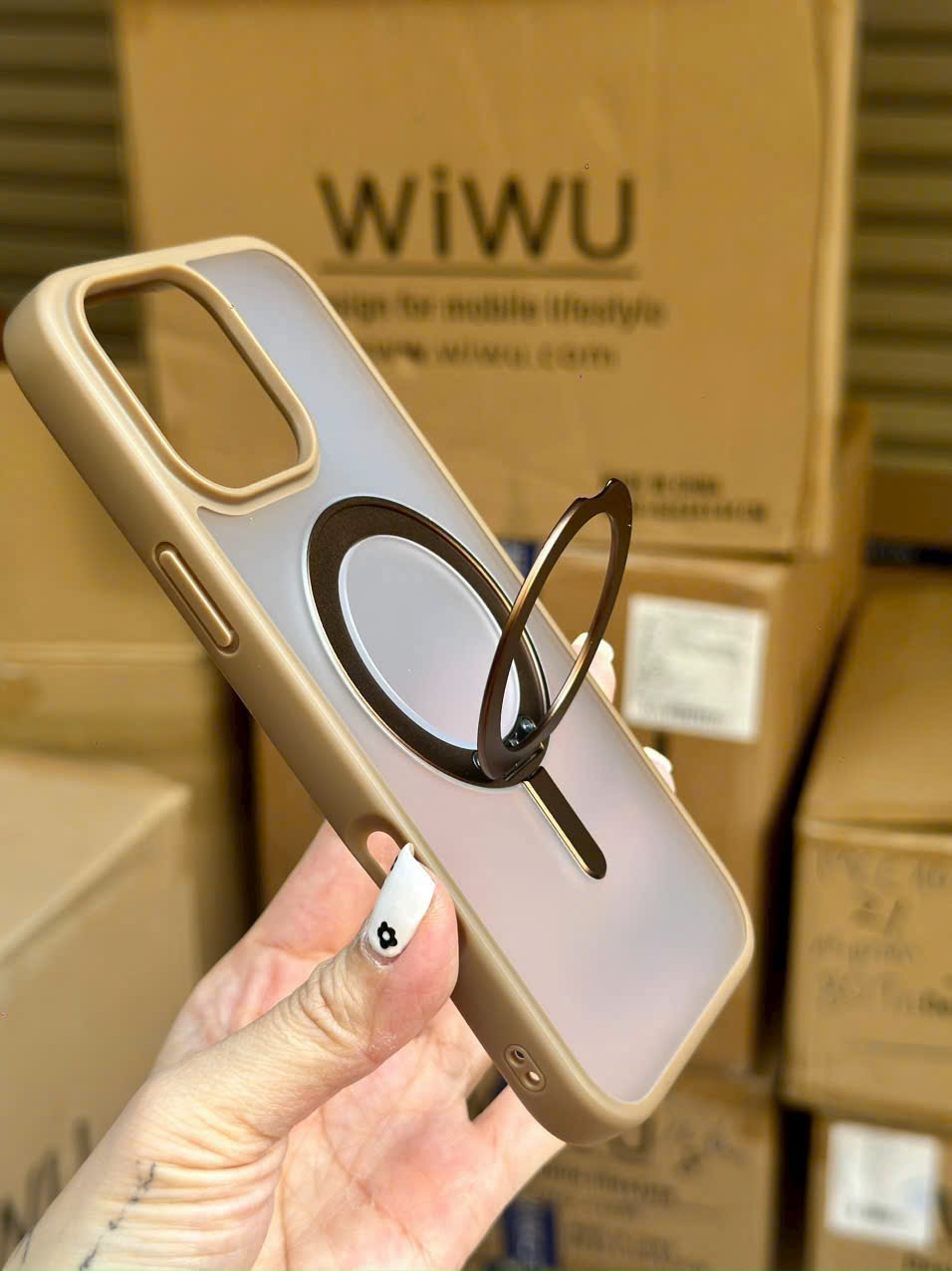Ốp nhám viền TPU HYBIR cao cấp, hỗ trợ từ tính có chân đế xoay 360 độ dành cho iphone 16pro – 16promax – Hàng chính hãng