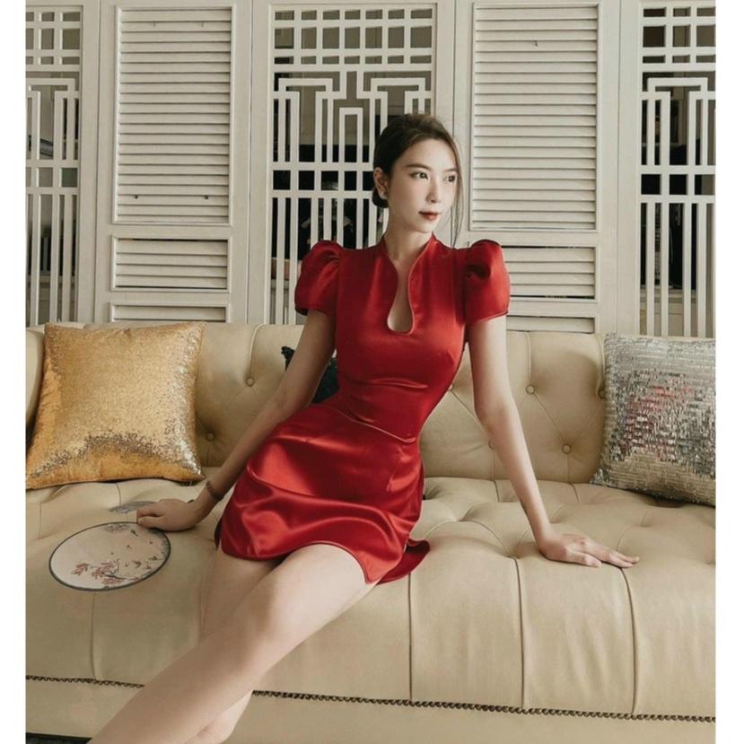 Đầm body nhung cổ tàu viền né vạt bầu xịn xò
