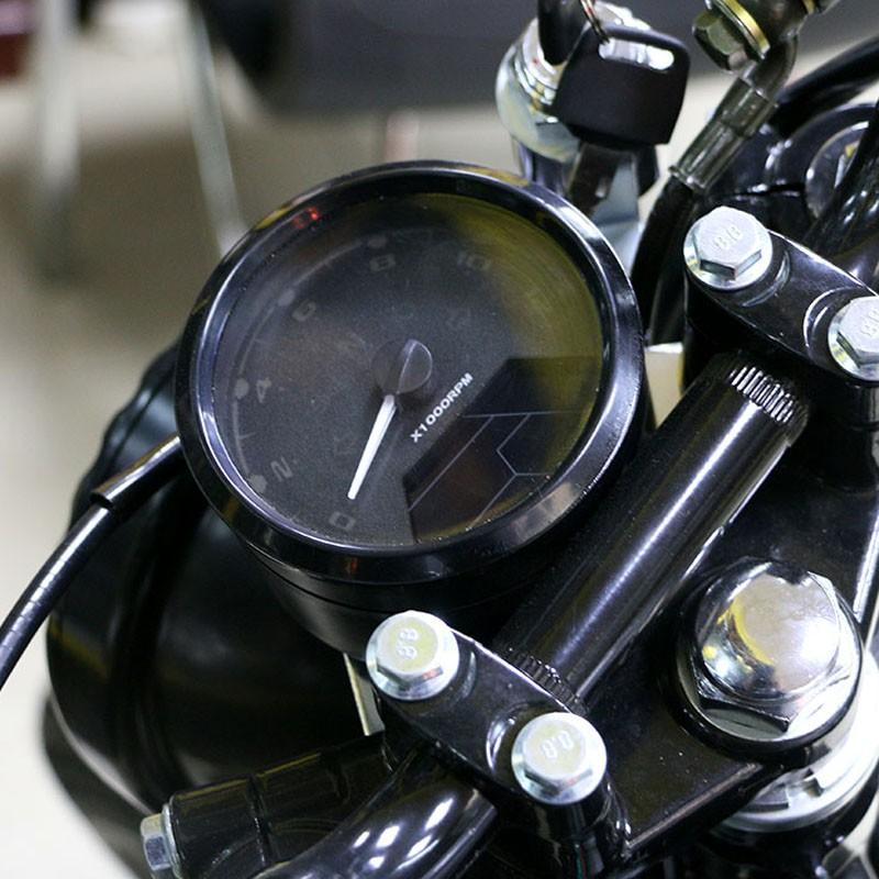 Đồng hồ đo tốc độ xe máy với màn hình hiển thị LCD kỹ thuật số