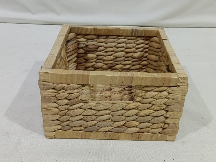 Hộc vuông đan lục bình, khay trang trí, đựng trái cây, bánh kẹo - HG0056A/NA