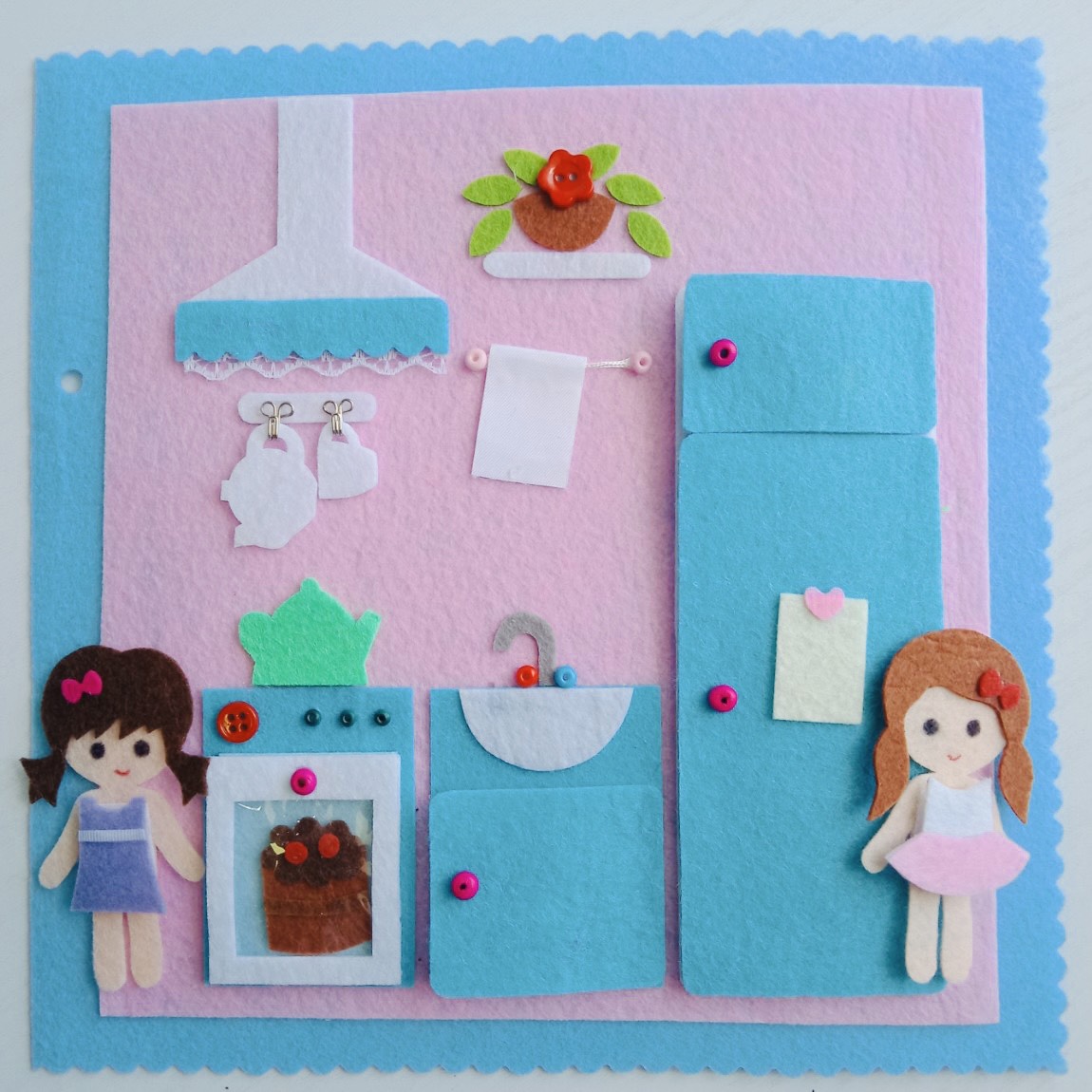 Đồ Chơi Sách Vải Nhà Búp Bê ĐÔI BẠN THÂN - Sách vải handmade cho bé