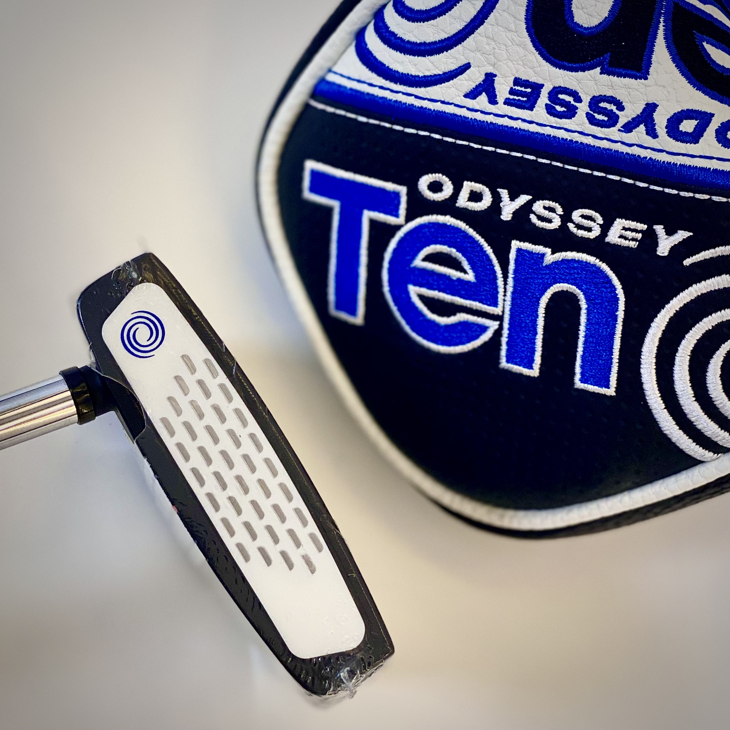 Gậy Golf Putter Odyssey Ten Triple Track