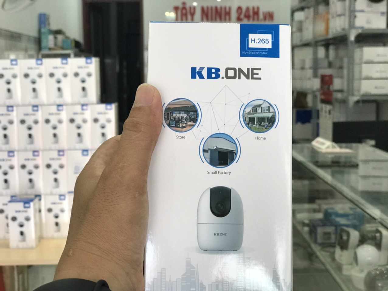 CAMERA WIFI KBONE KN-H21P FULL HD 1080P XOAY 360 ĐỘ - HÀNG CHÍNH HÃNG