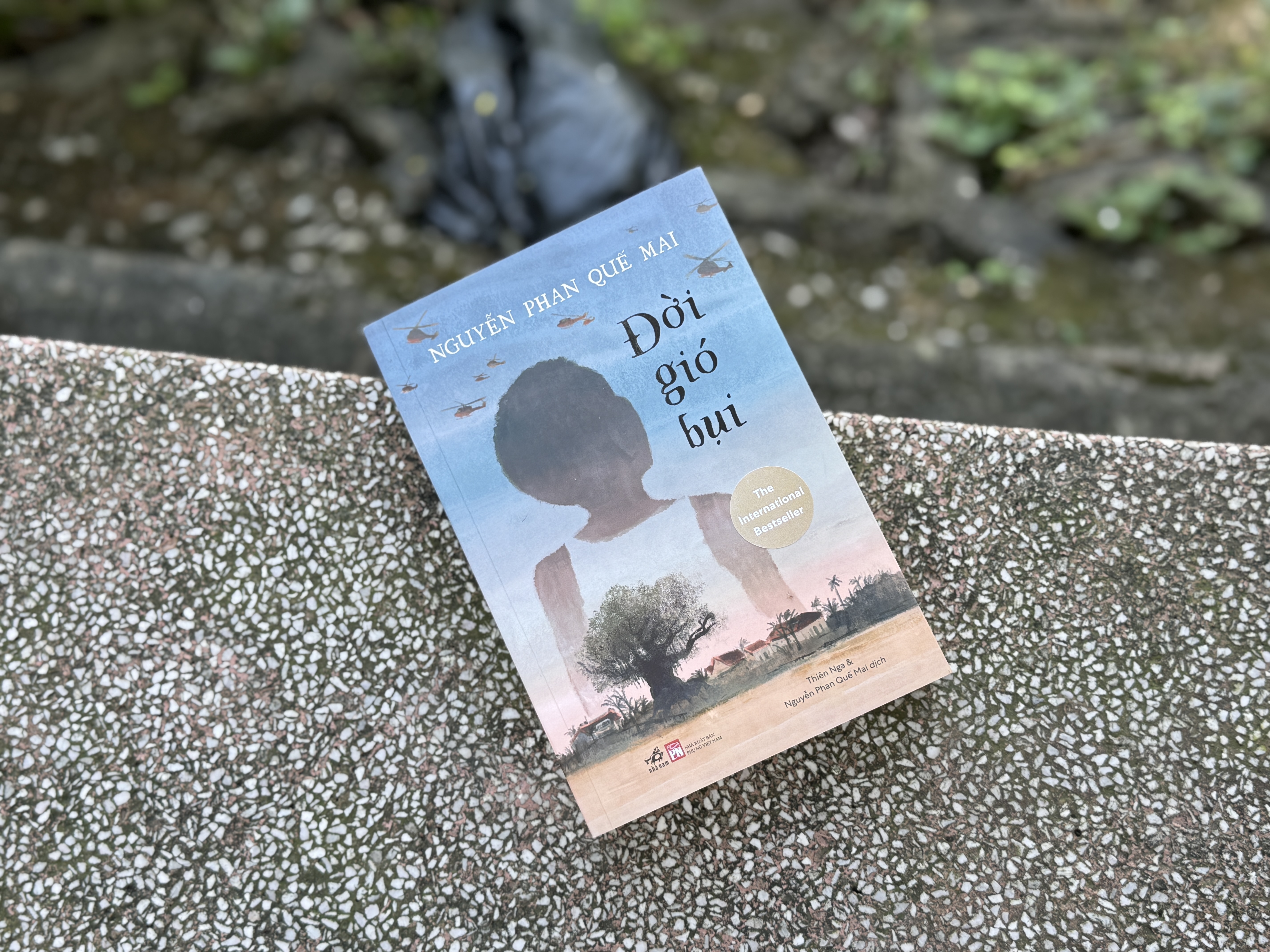 (Bìa mềm) ĐỜI GIÓ BỤI - Nguyễn Phan Quế Mai - Thiên Nga, Nguyễn Phan Quế Mai dịch - Nhã Nam