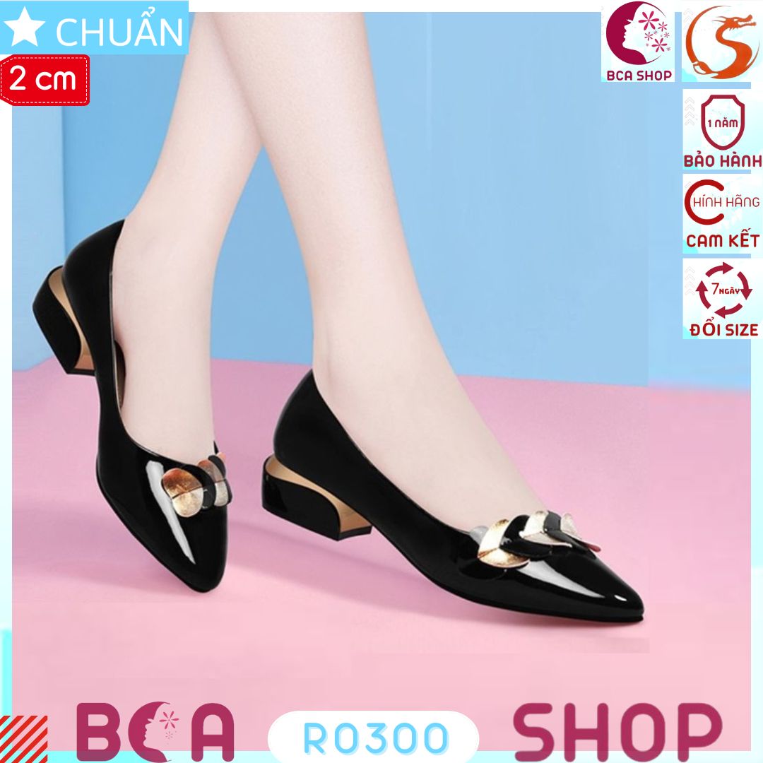 Giày cao gót nữ 2p RO300 ROSATA tại BCASHOP kiểu dáng công sở nổi bật với những trái tim vàng đính xen kẽ - màu đen