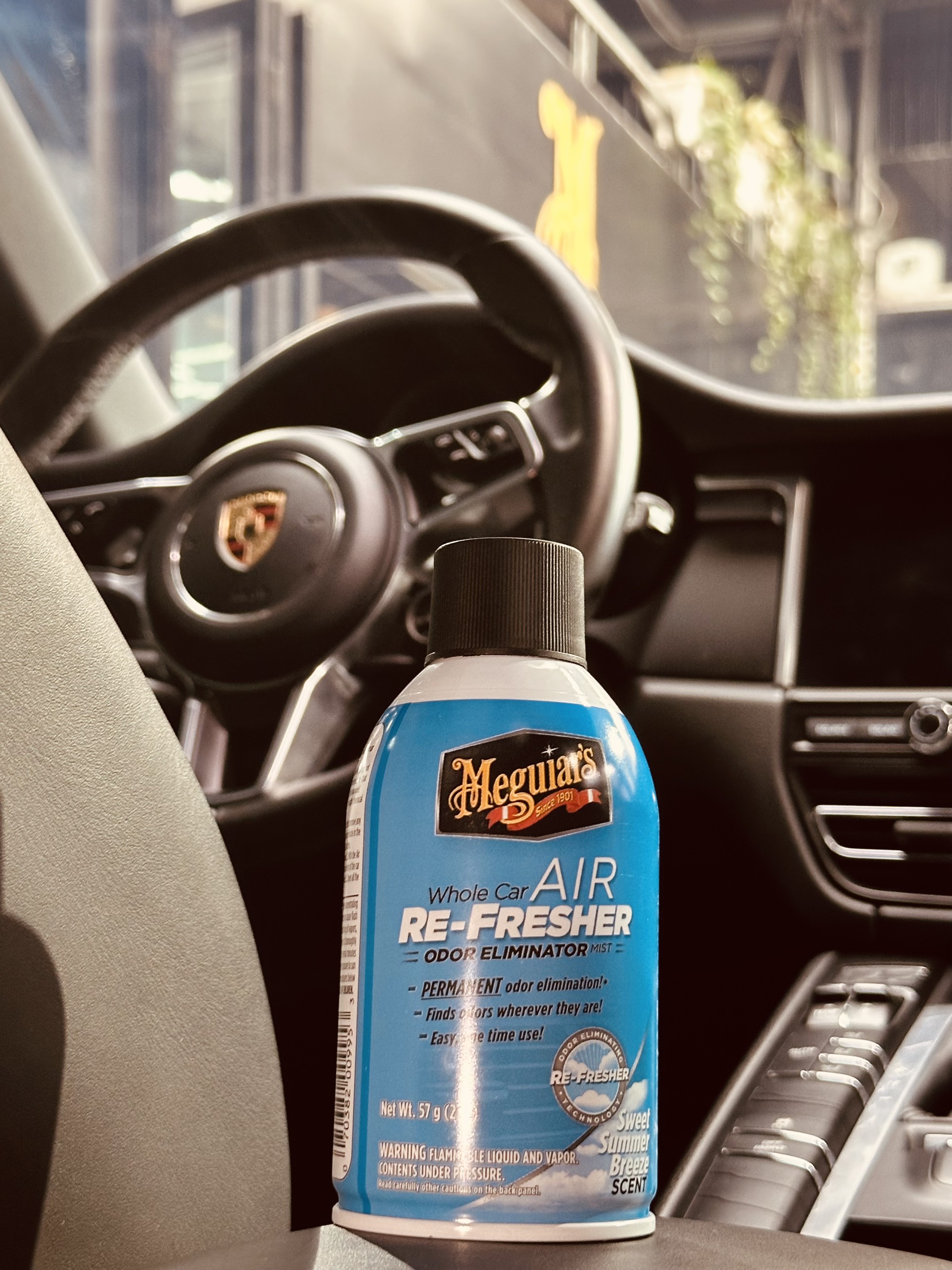 Meguiar's Xịt khử mùi, diệt khuẩn nội thất xe hơi Hương mùa hè - Air Refesher - Summer Breeze Scent - G16602, 57 g