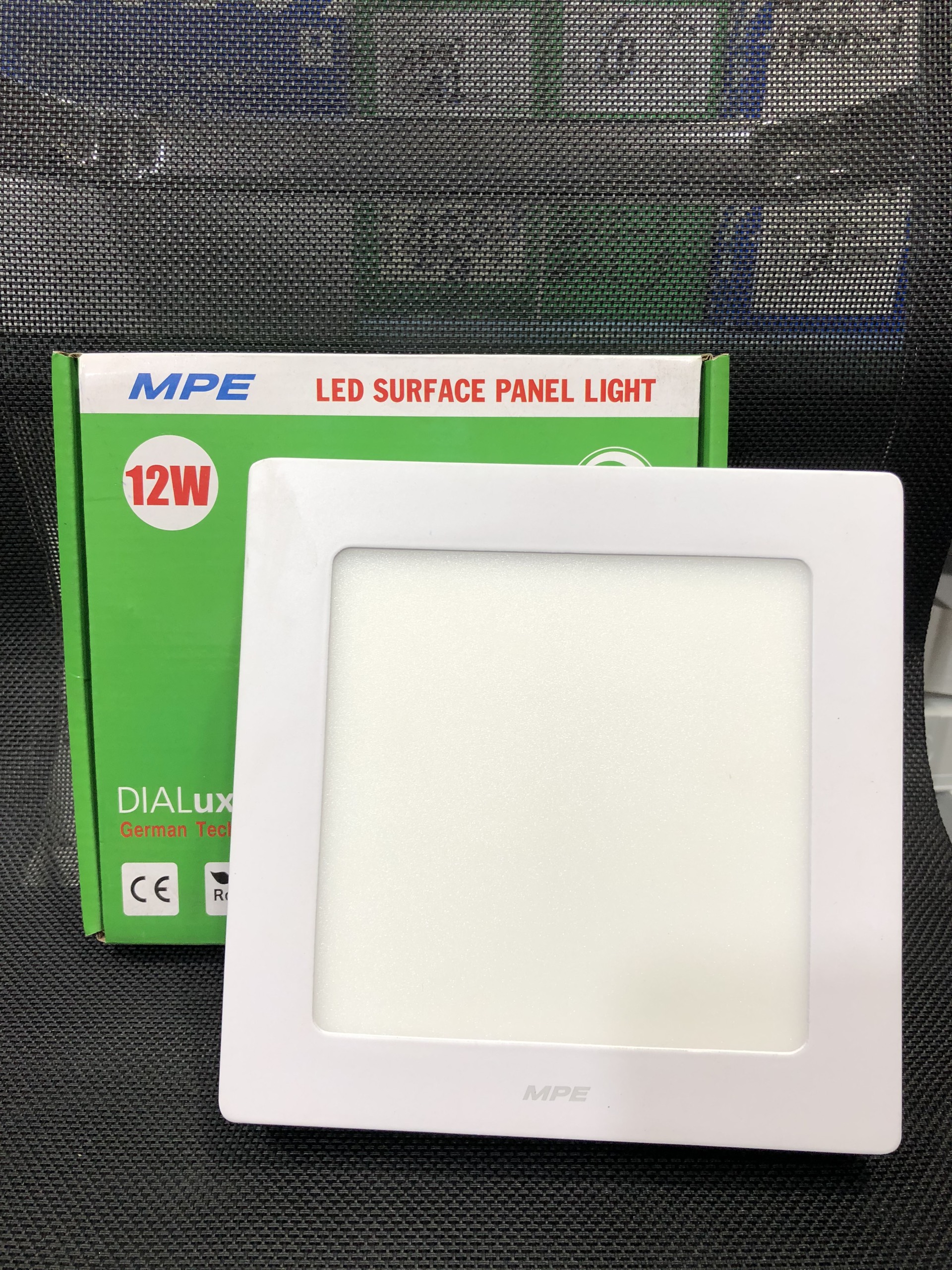 Đèn led panel ốp trần nổi vuông công suất 12W MPE (2 loại ánh sáng trắng và vàng)