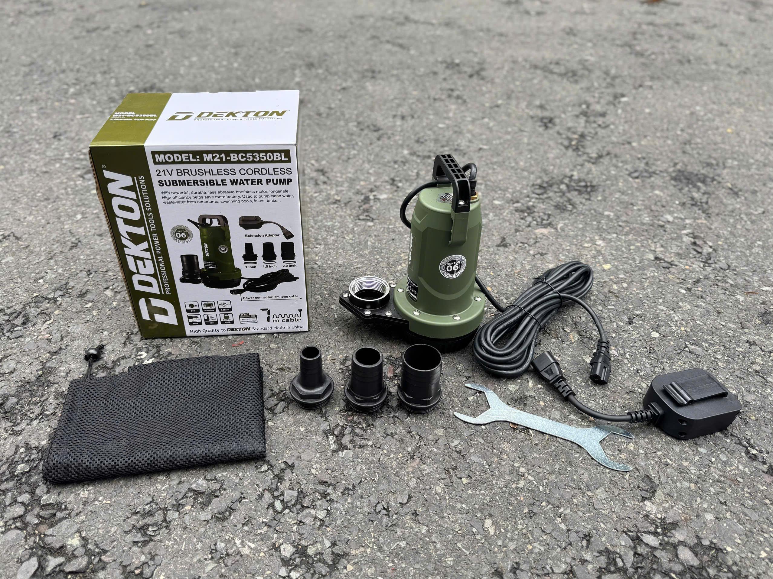 THÂN MÁY BƠM NƯỚC CHÌM PIN 21V ĐỘNG CƠ BRUSHLESS MÀU OLIVE M21-BC5350BL DEKTON - HÀNG CHÍNH HÃNG