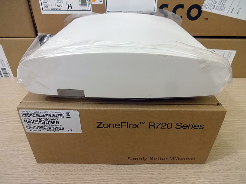 Bộ phát Wifi Ruckus ZoneFlex R720 Indoor dual-band 802.11ac - Hàng nhập khẩu