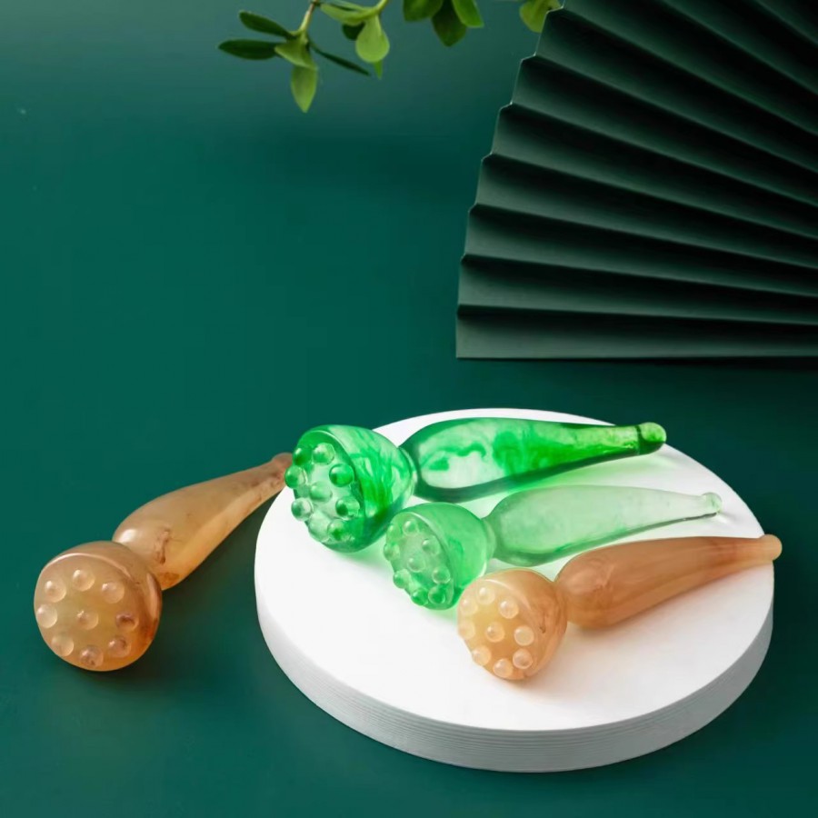 Dụng Cụ Massage Bằng Nhựa Hình Đài Sen 9 Đầu Bi Dài 13Cm