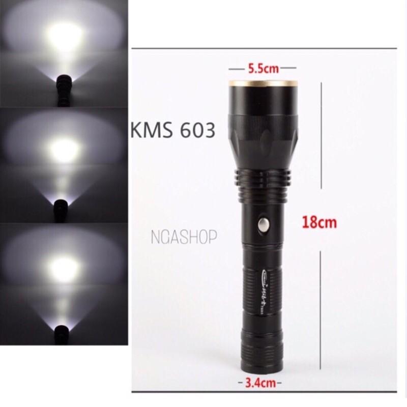 Đèn pin siêu sáng cầm tay đèn LED -KMS-T603 màu đen khích thước dài 18cm