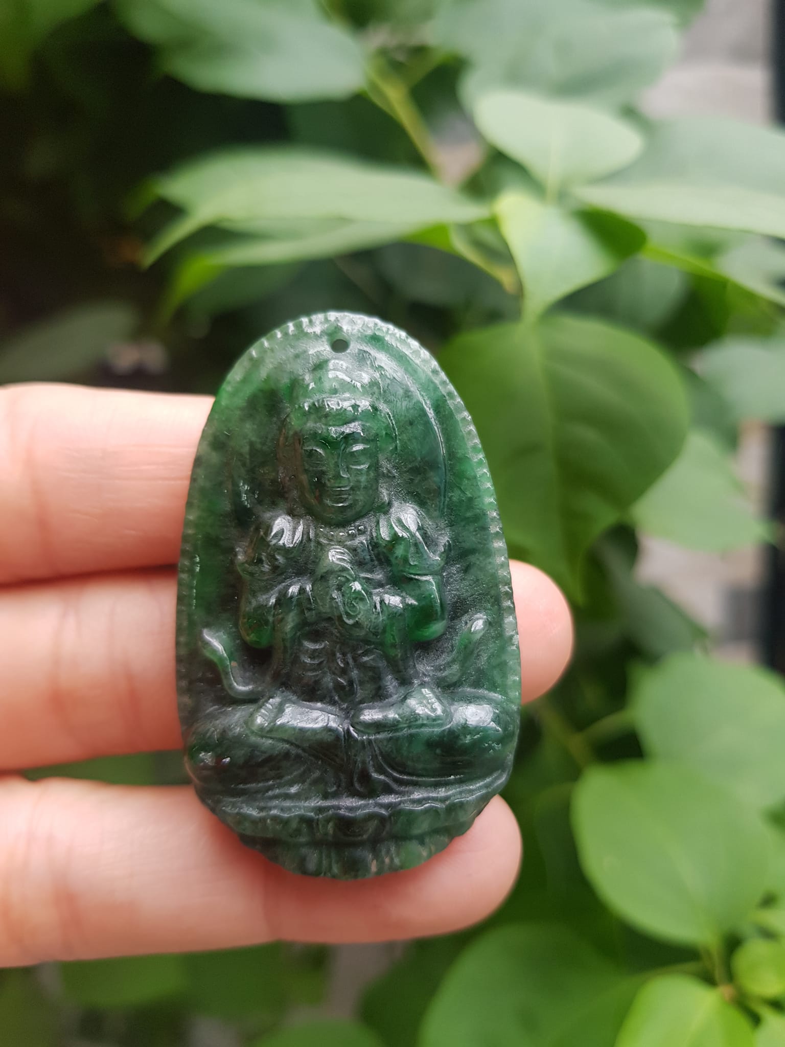 Mặt Phật Đại Nhật Như Lai Đá Cẩm Thạch Xanh Đậm Tự Nhiên Size Cao 48mm x Ngang 30mm x Dầy 7mm Phật Độ Mệnh Nam Tuổi Mùi Thân Mệnh Thủy Mộc ạ
