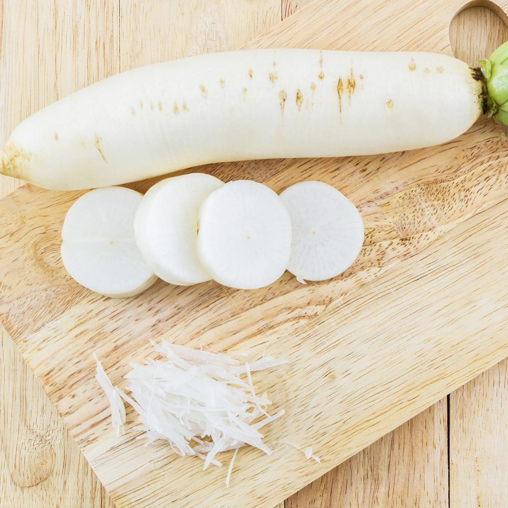 Củ cải & cà rốt bào khay 100g