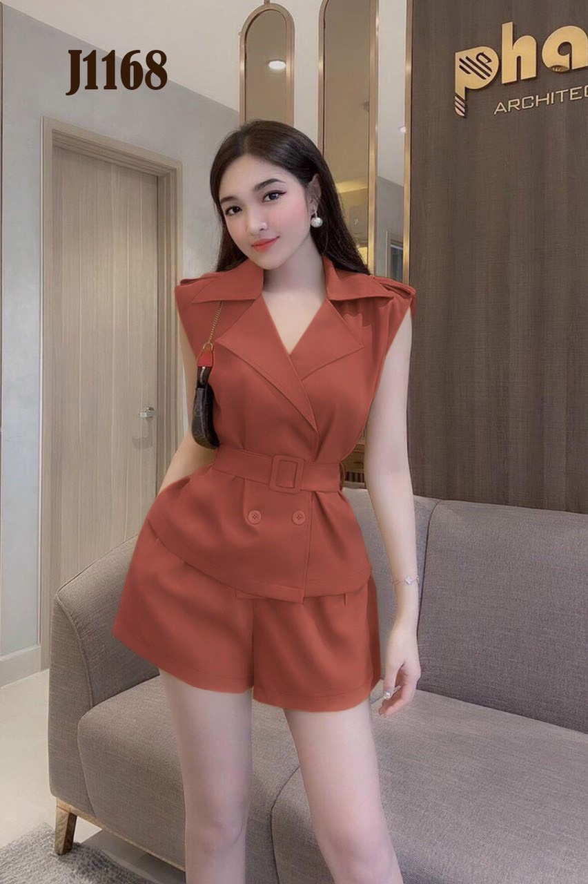 Sét nguyên bộ quần short lưng thun áo cổ vest kèm belt rời