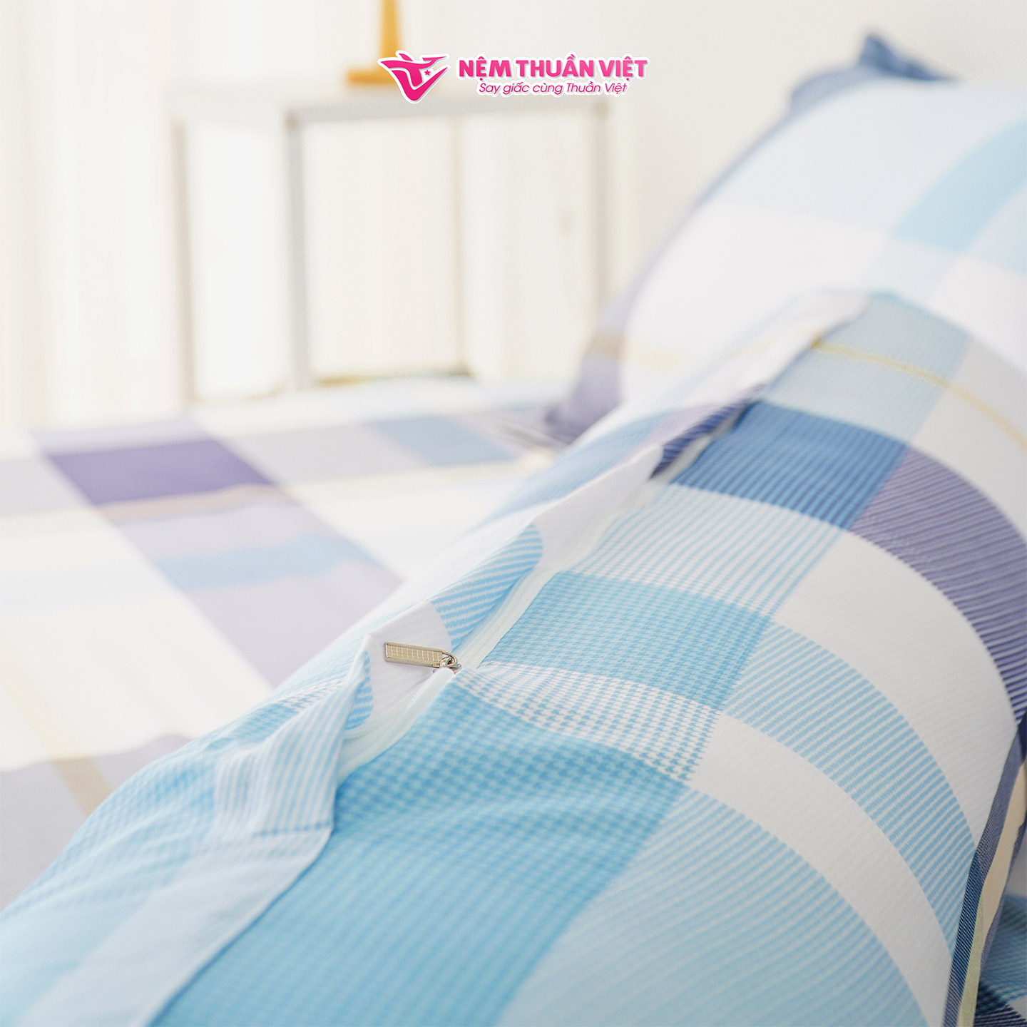 Bộ Ga 4 Món Tencel Thuần Việt - Bộ sản phẩm gồm 2 vỏ gối nằm, 1 vỏ gối ôm, 1 ga - Mã sản phẩm TVM10