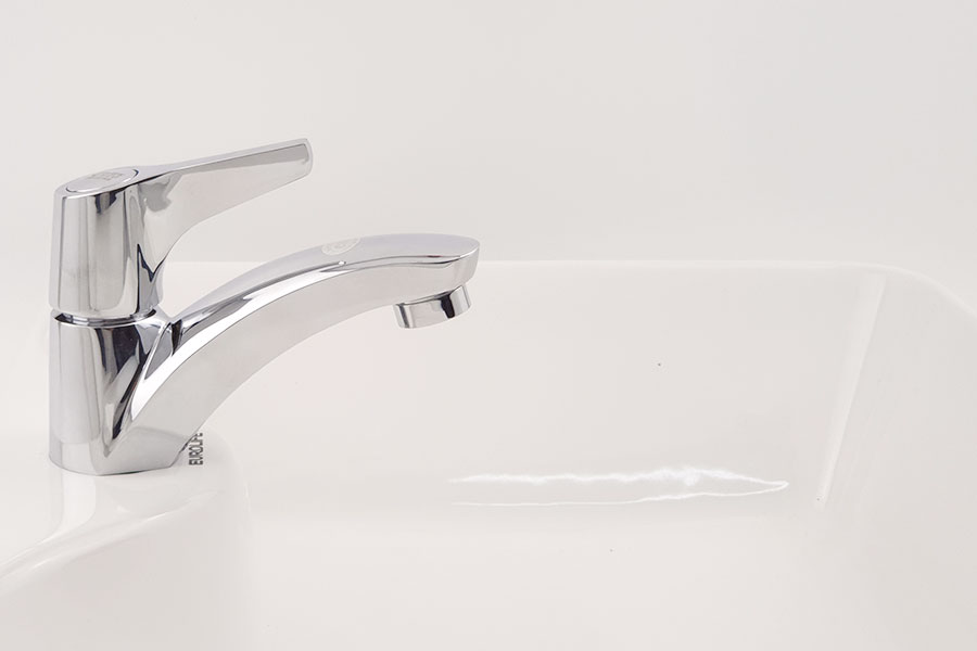 Vòi Lavabo lạnh Eurolife EL-114 (Trắng bạc)