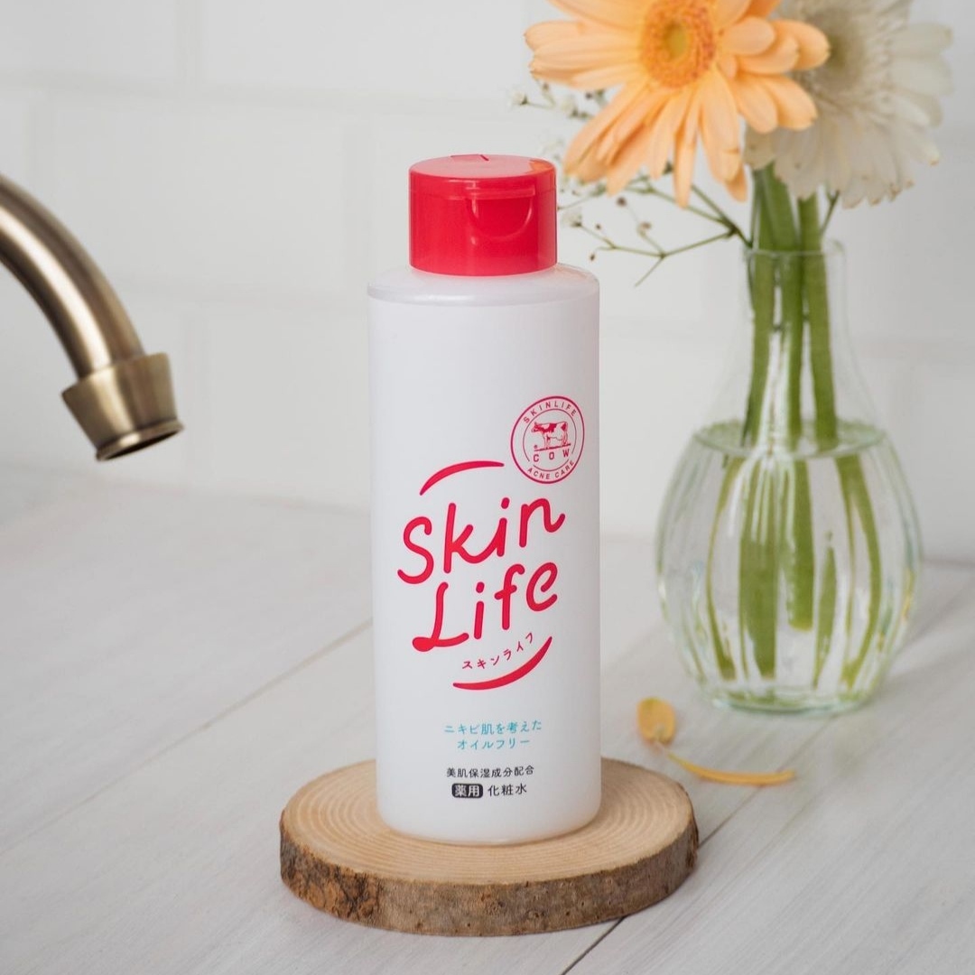 Nước Hoa Hồng Cow Skinlife Face Lotion Ngừa Mụn Và Se Khít Lỗ Chân Lông 150ml