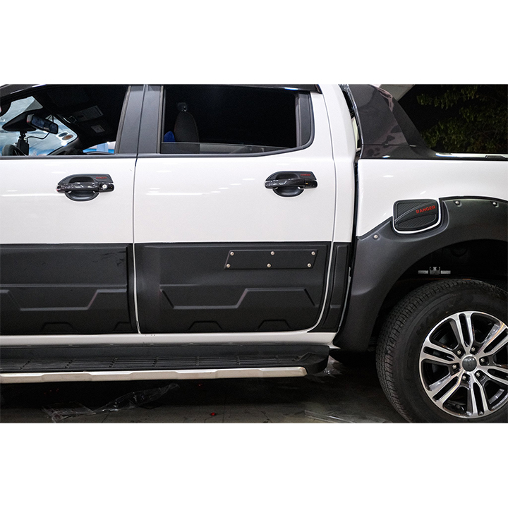 Ốp Hông Bản Lớn Dành Cho Xe Ford Ranger XLS 2020 & Ford Ranger Witrack 2020