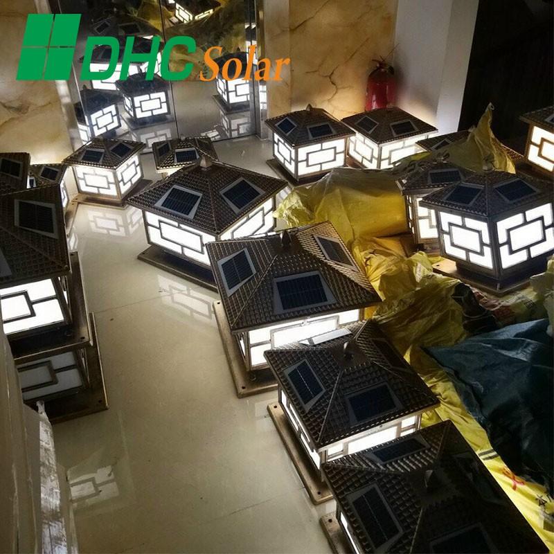 Đèn Trụ Cổng Năng Lượng Mặt Trời