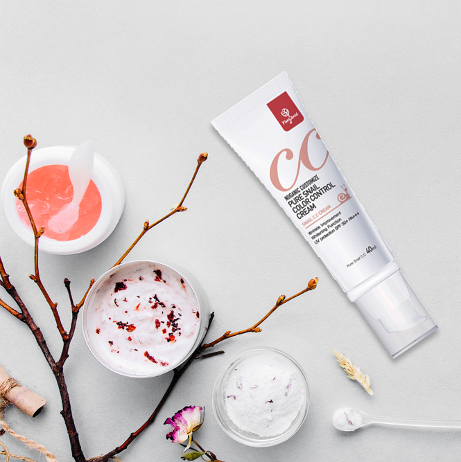 Kem chống nắng Nuganic Customize Pure Snail Color Control Cream