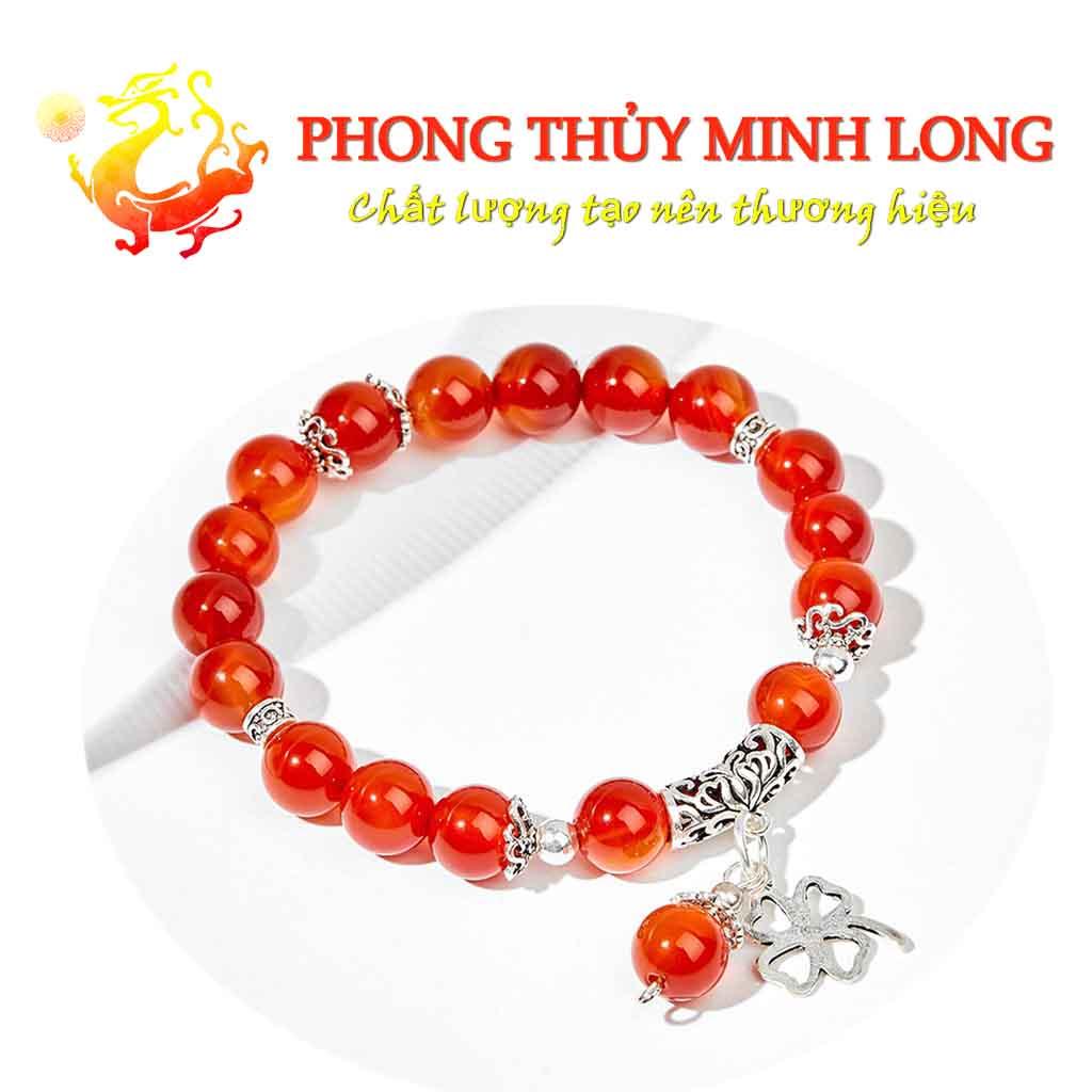 Vòng Đá mã Não Đỏ Mix Charm Cỏ 4 Lá hợp với người mệnh Hỏa và Thổ