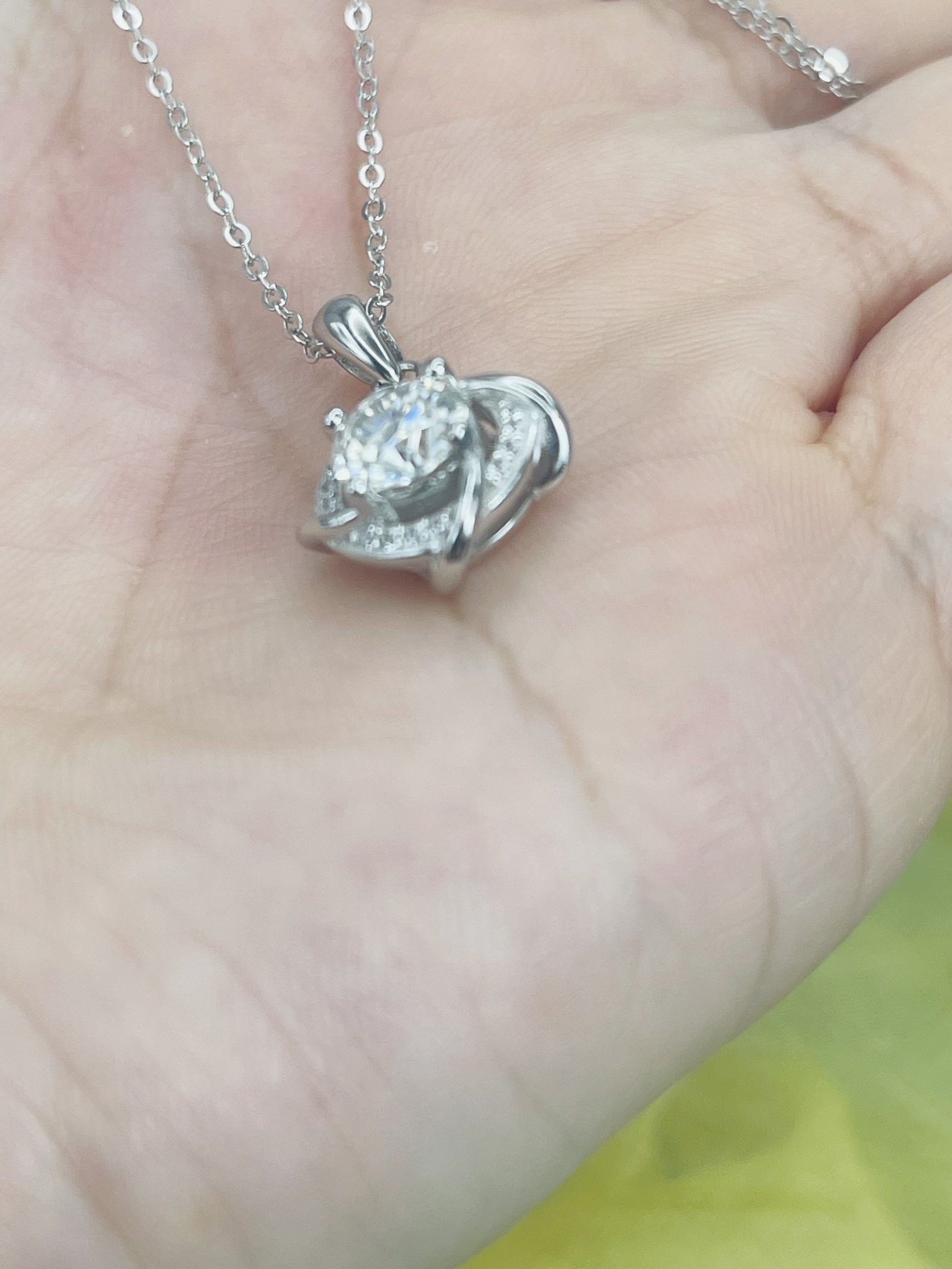 Dây chuyền Moissanite 1ct  Kim Cương nhân tạo và Bạc 925 xi Bạch Kim N1138