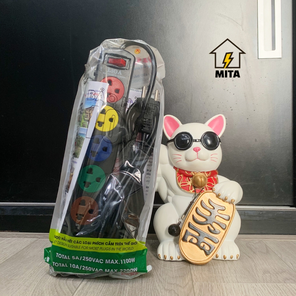 Ổ cắm kéo dài phổ thông LiOA 6 ổ cắm 2 công tắc