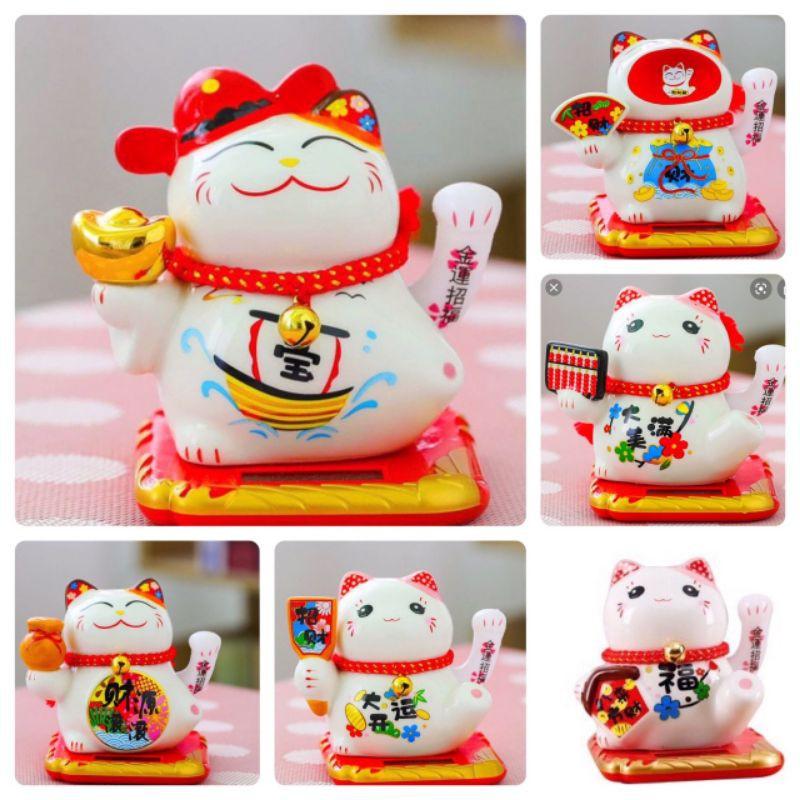 Mèo thần tài may mắn chạy bằng năng lượng mặt trời vẫy tay tự động cao 10Cm