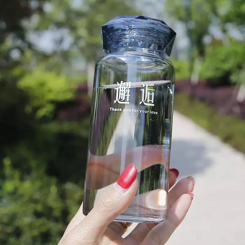 Bình Đựng Nước Bằng Thủy Tinh Nắp Kim Cương 350ml Phong Cách Hàn Quốc