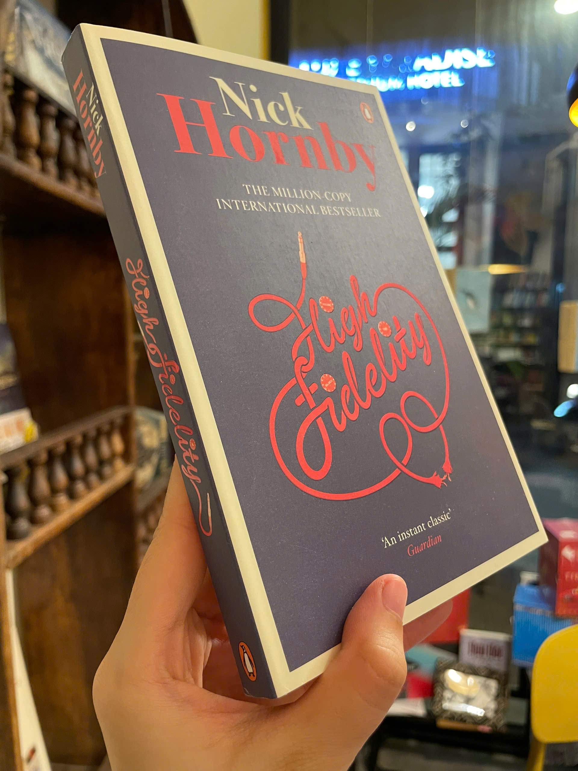 Sách - High Fidelity by Nick Hornby | Contemporary Fiction / Music / Humor / Ngoại văn Nhập khẩu