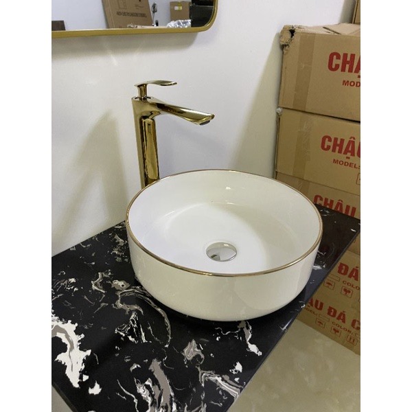 Lavabo đặt bàn sứ viền vàng ( bảo hành 10 năm)