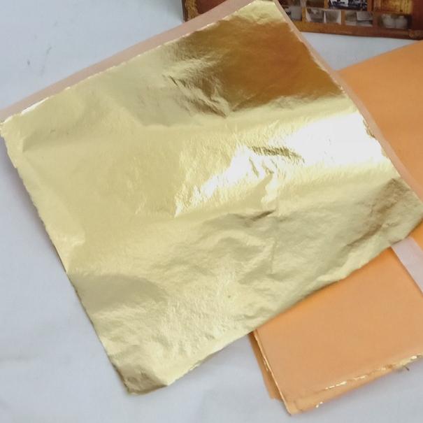 100 lá Ý khổ 14cm x 14cm chuyên dát vàng đồ nội thất