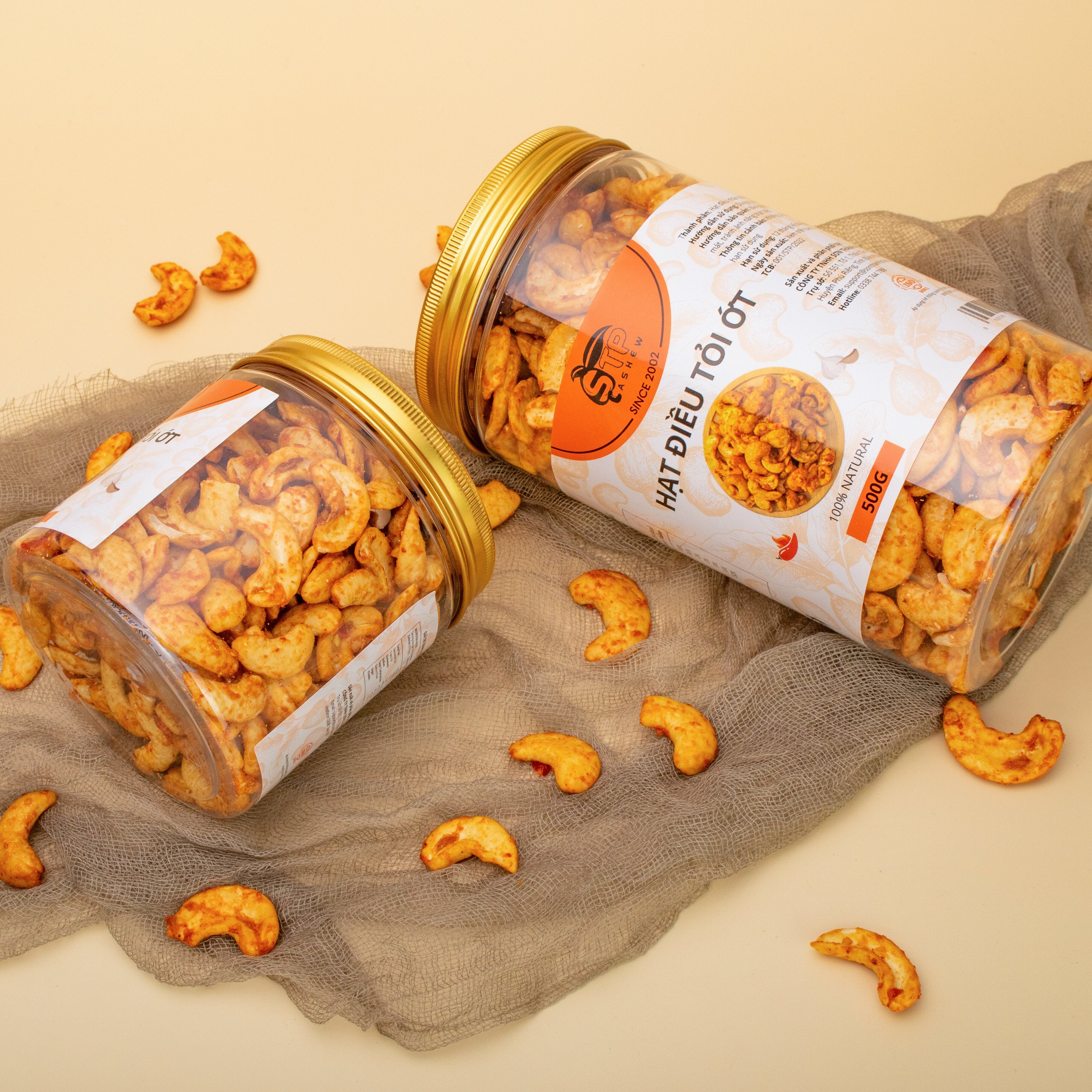 Hạt Điều Tỏi Ớt STP Food Hũ 500g – Hạt Điều Thơm Ngon, Giòn Béo, Giàu Chất Dinh Dưỡng, Rất Tốt Cho Sức Khỏe
