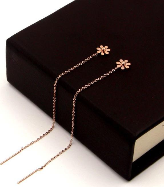 Bông Tai Hoa Cúc Chuỗi Dài Chất Liệu Thép Titan Ko Đen TT 1305