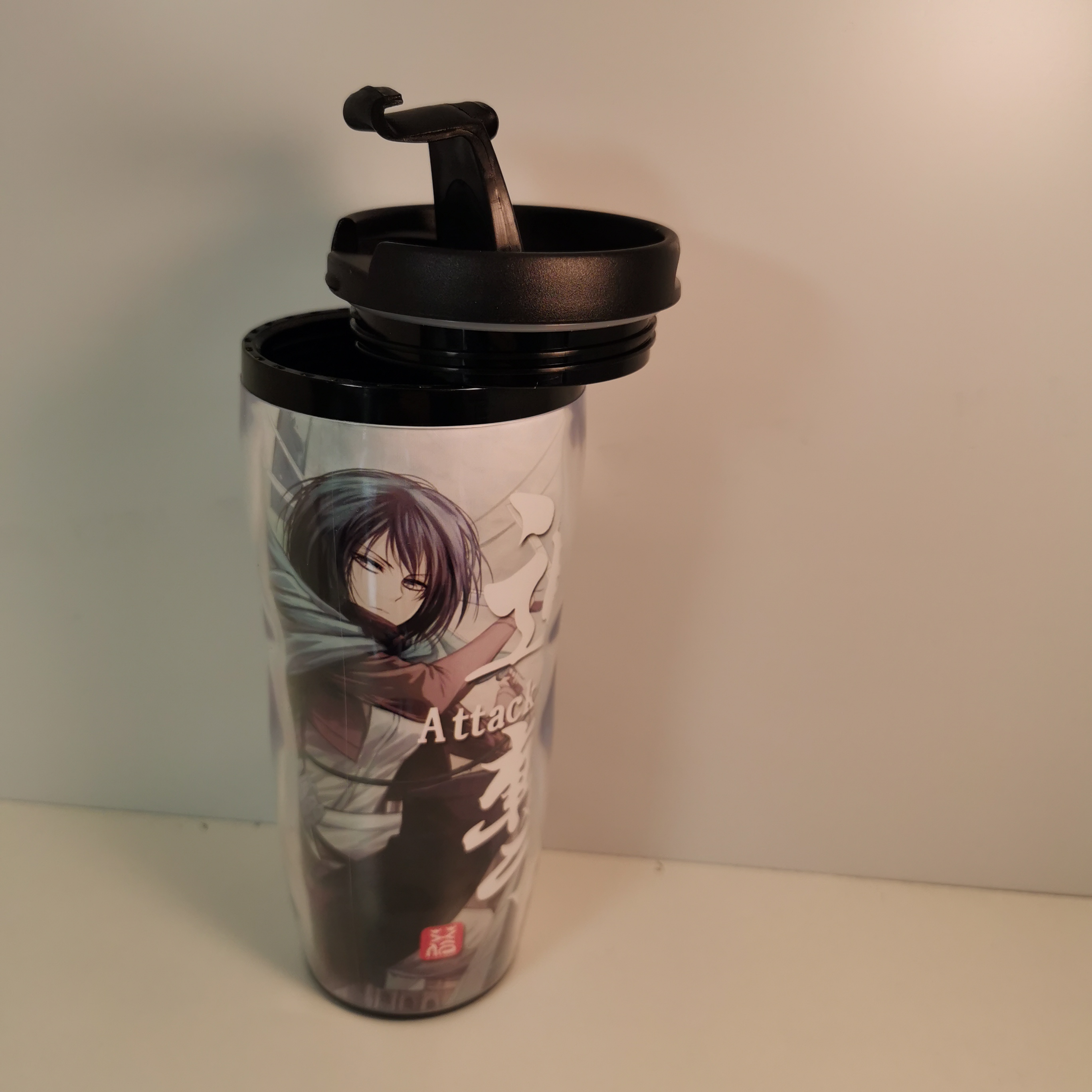 Bình đựng nước Shingeki no Kyojin Attack on Titan Anime  Mug