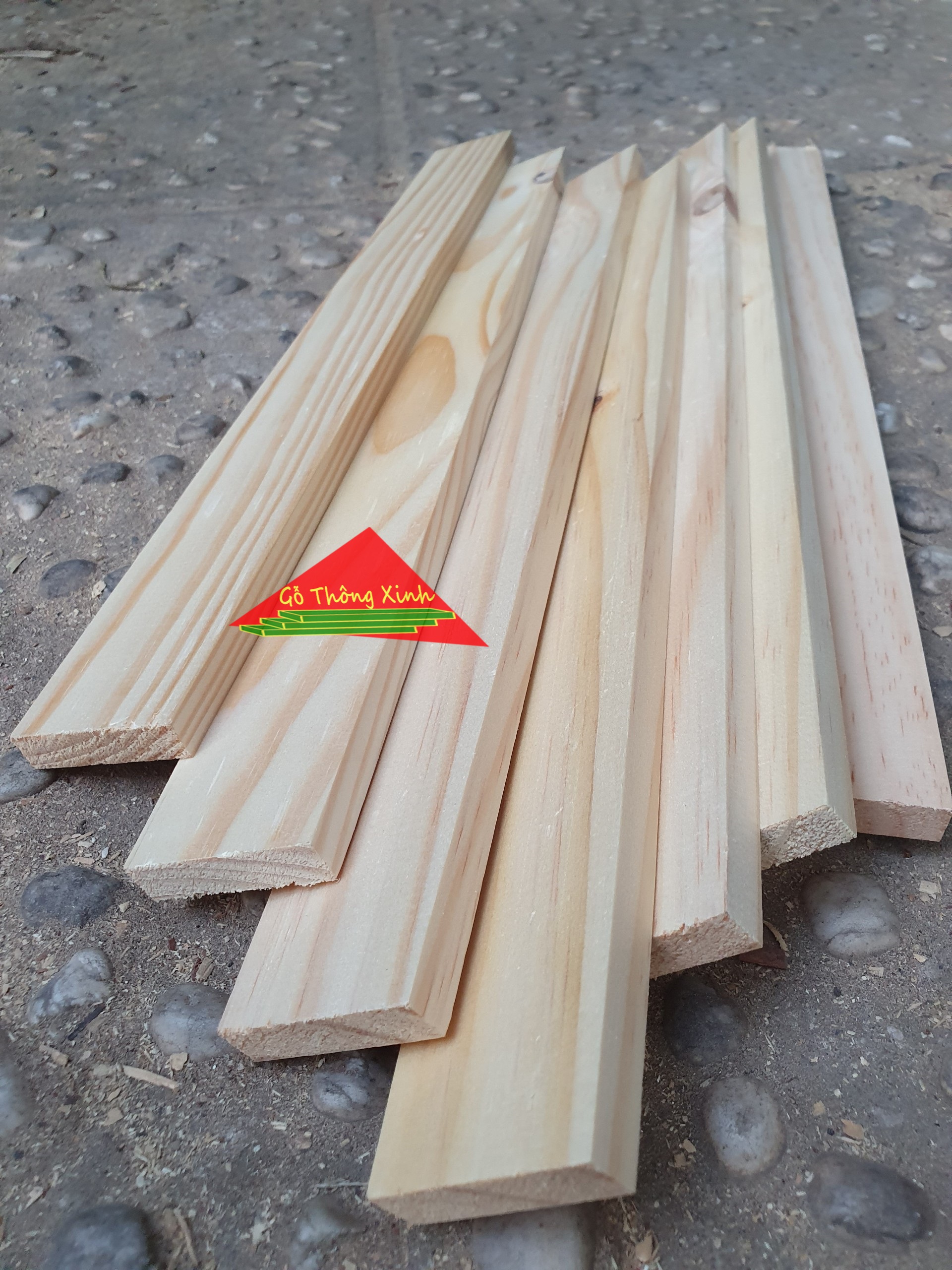 Thanh gỗ thông dài 50cm,rộng 4cm,dày 1cm dùng làm nẹp chỉ,khung viền,đóng vật dụng,trang trí nhà cửa,DIY