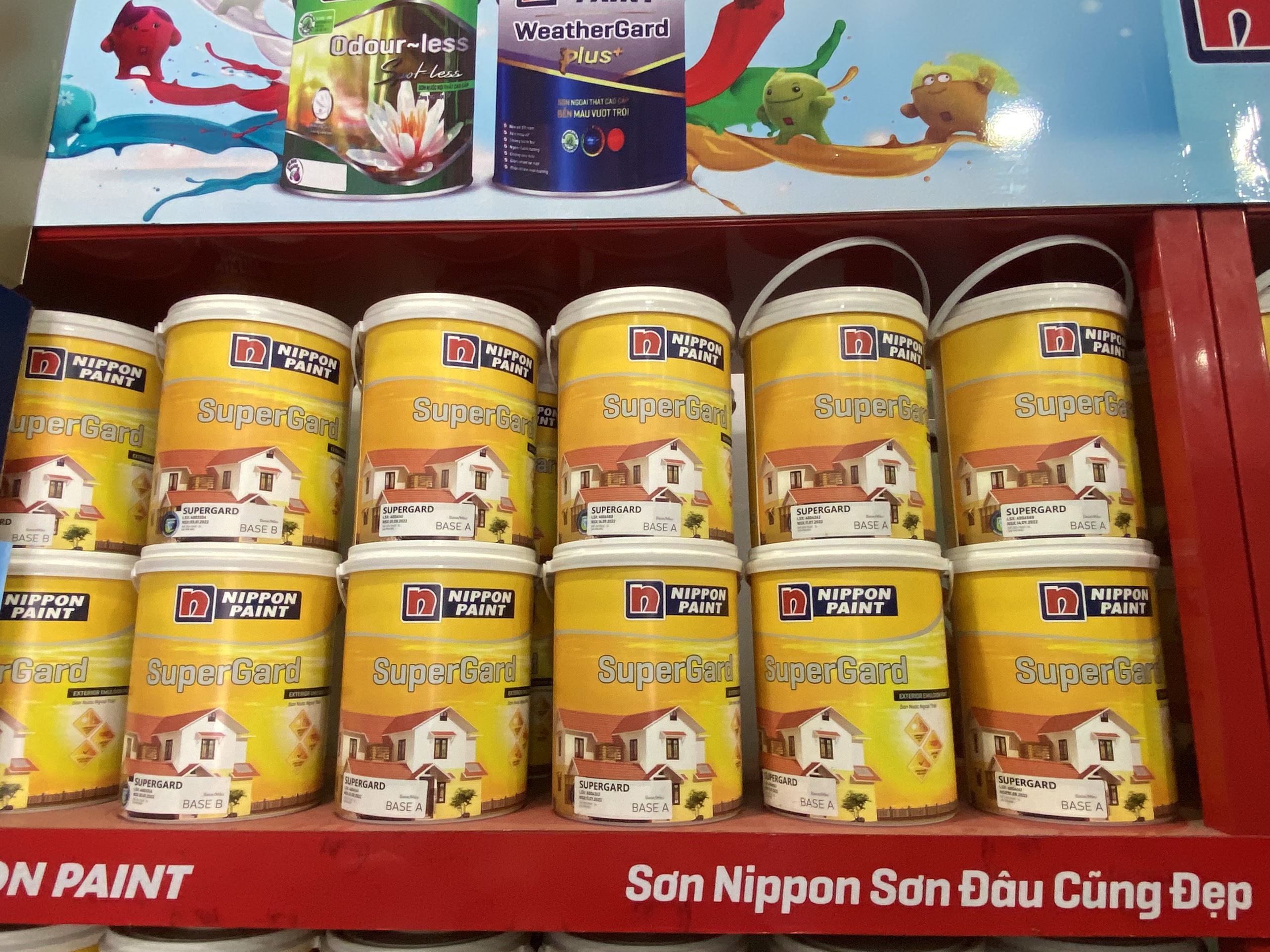 Sơn ngoại thất SuperGard chống rêu, mốc, độ che phủ cao