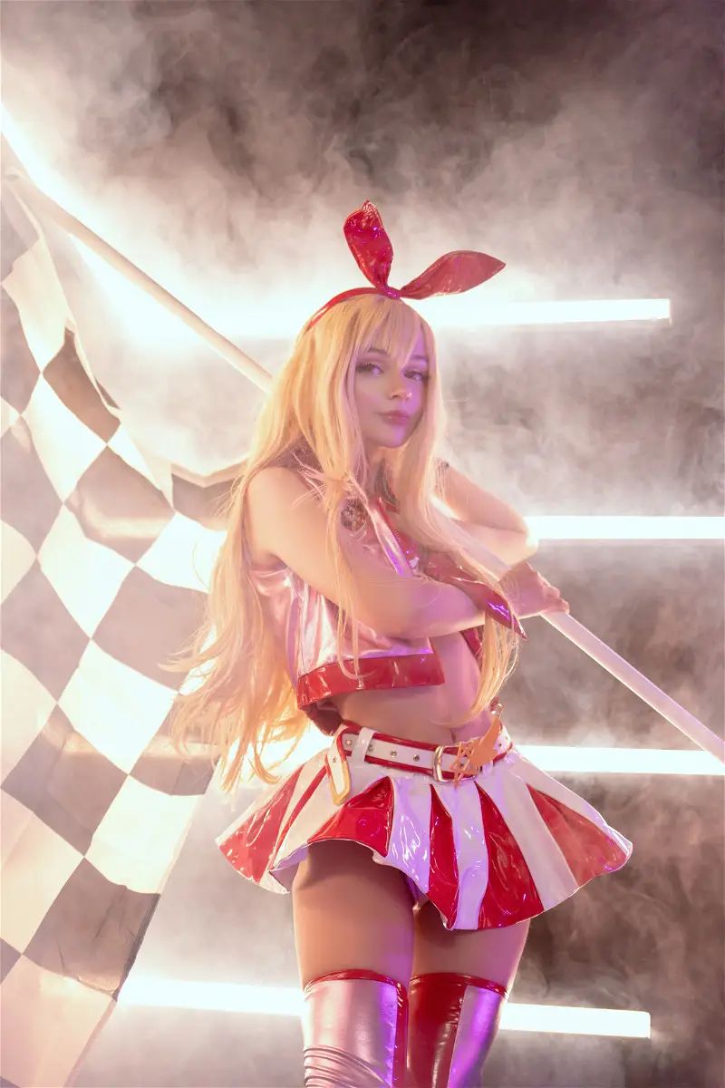 hình cosplay chapter 28 2