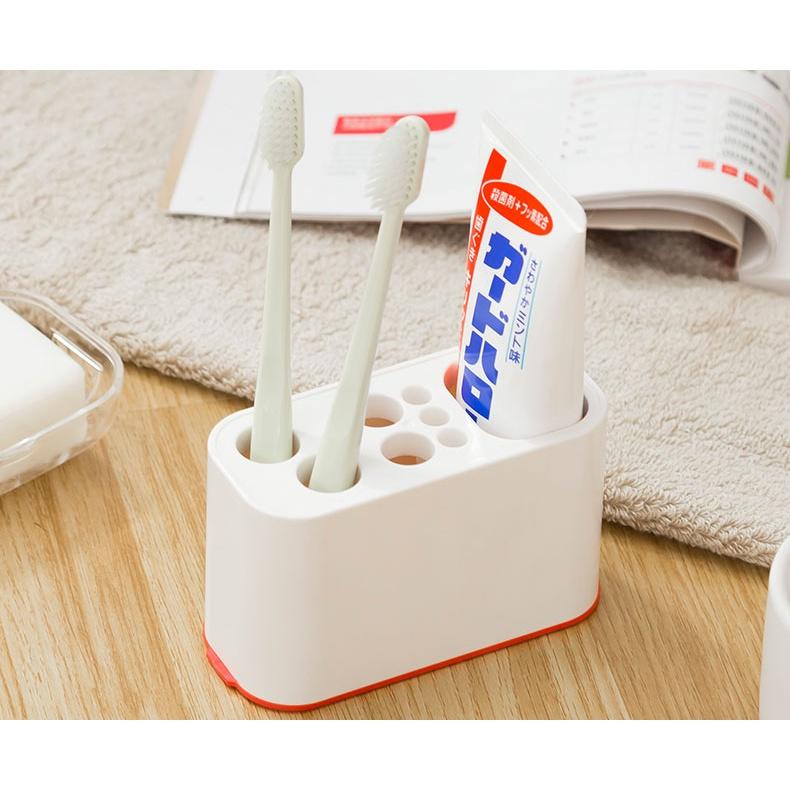 Giá cắm bàn chải kem đánh răng  NHẬT BẢN