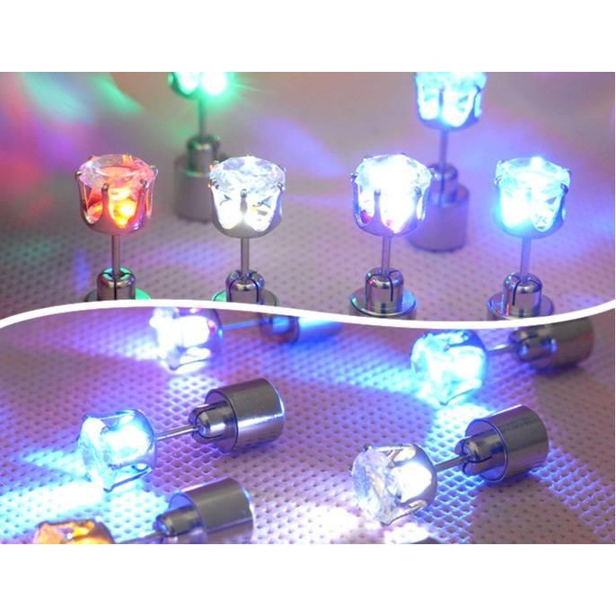 Khuyên tai đính đá có LED phát sáng độc đáo bông tai phát sáng khuyên tai đèn led