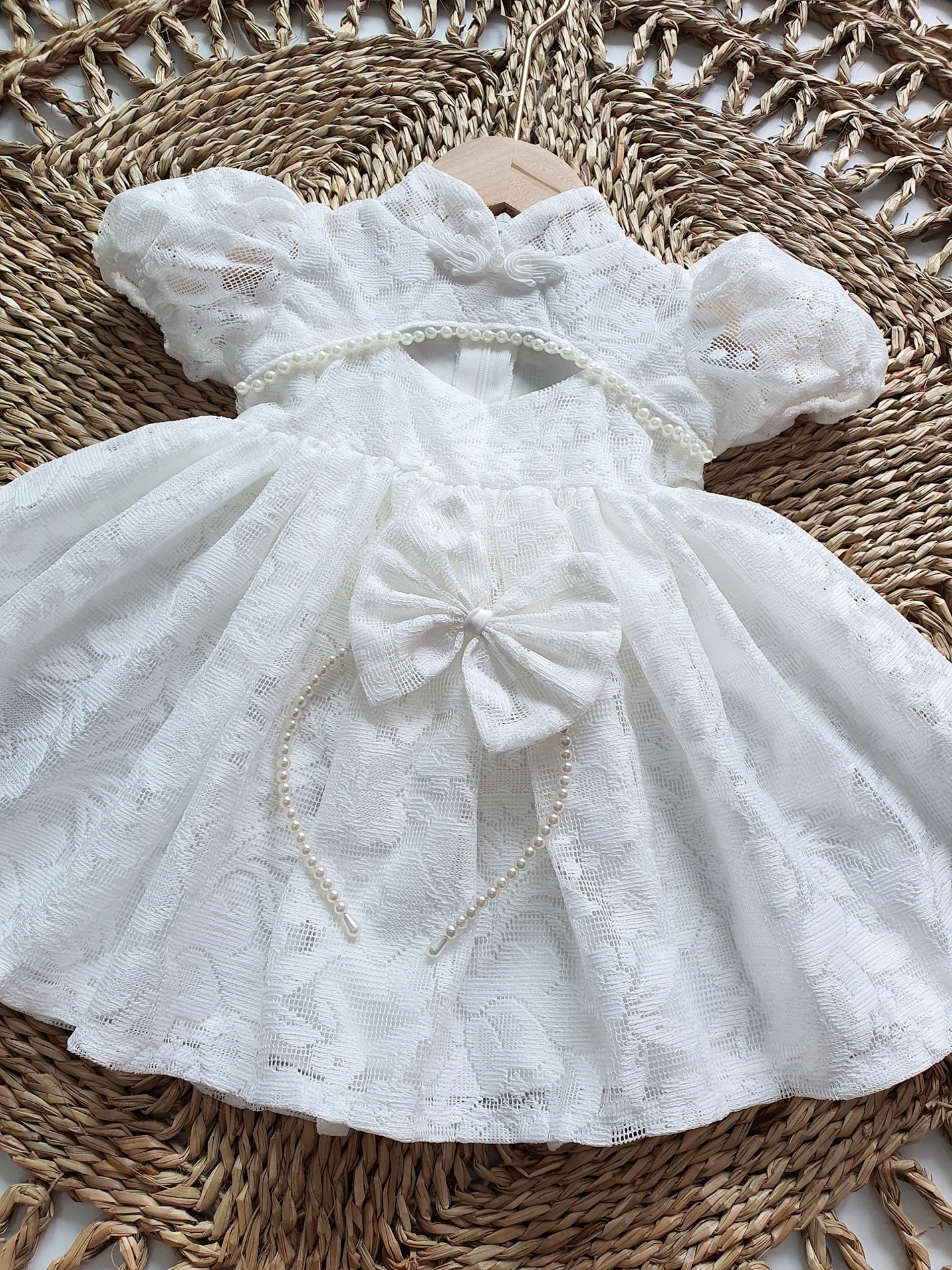 Váy Đỏ Ren Cổ Tàu Cho Bé Gái 4 - 18kg Tay Ngắn Xinh Xắn