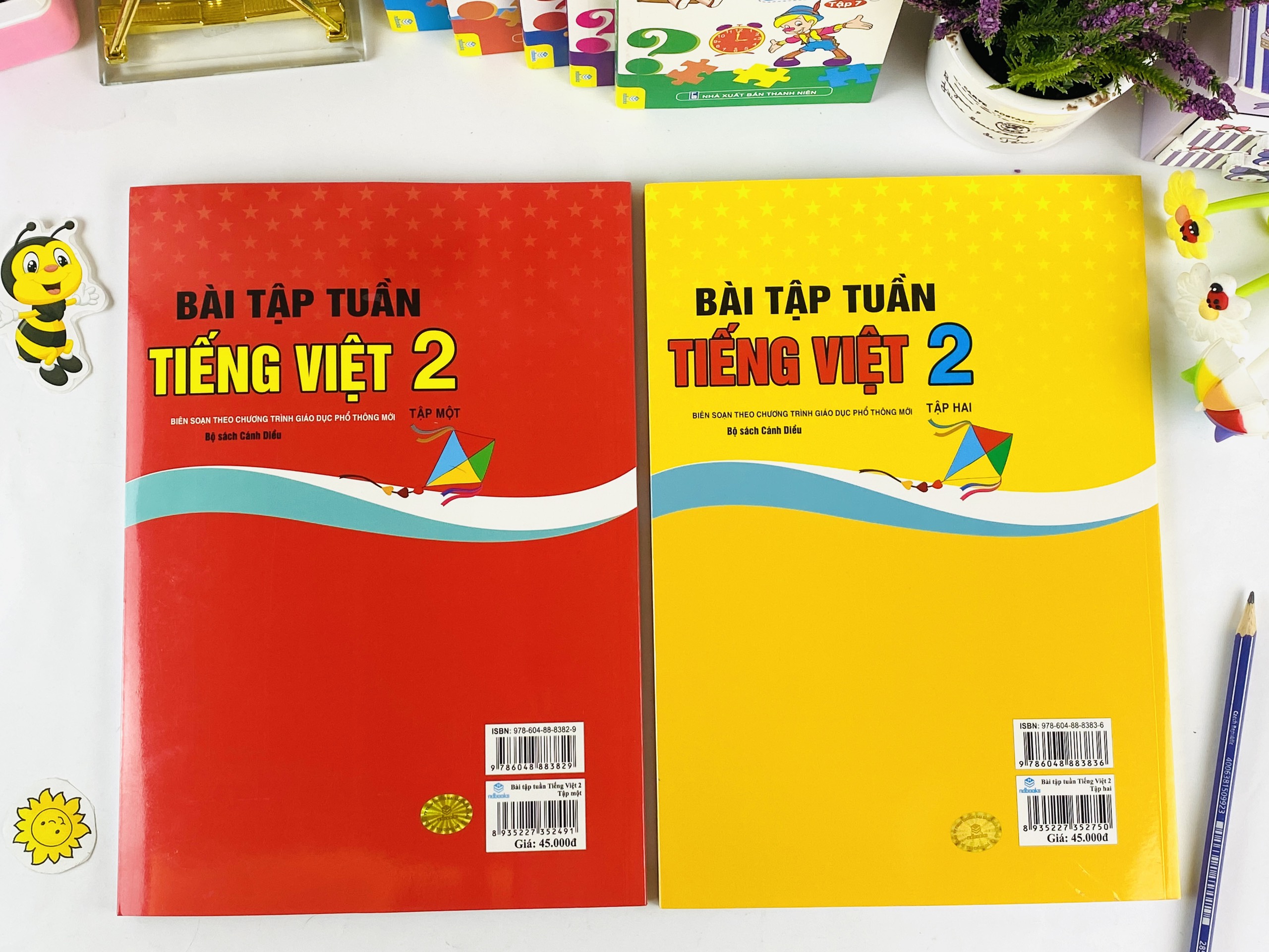 Sách - Bài Tập Tuần Tiếng Việt Lớp 2 - Biên Soạn Theo Chương Trình GDPT Mới - Cánh Diều - ndbooks