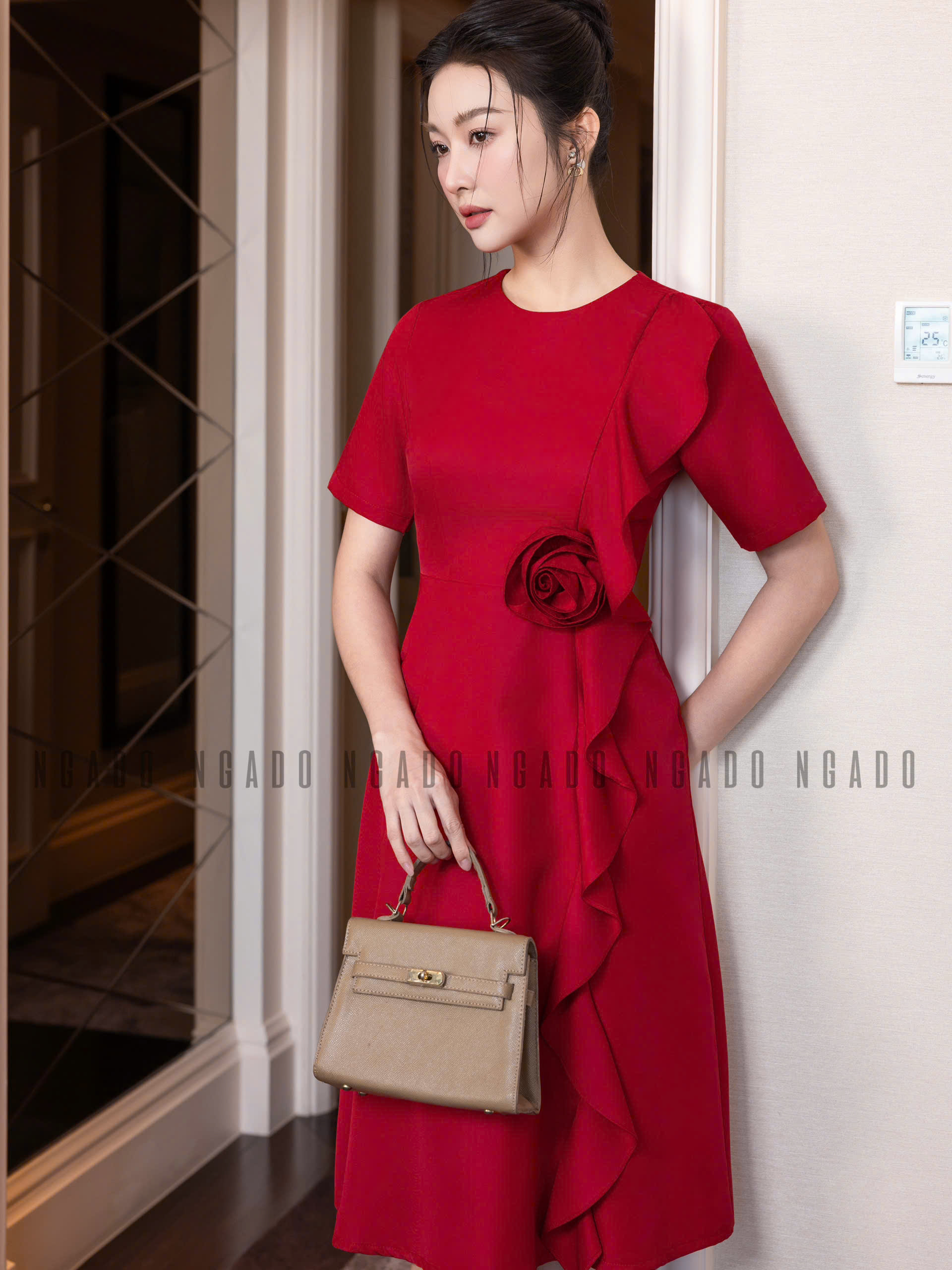 Đầm đỏ phối bèo NGADO , đầm kiểu Nữ , đầm công sở , dự tiệc