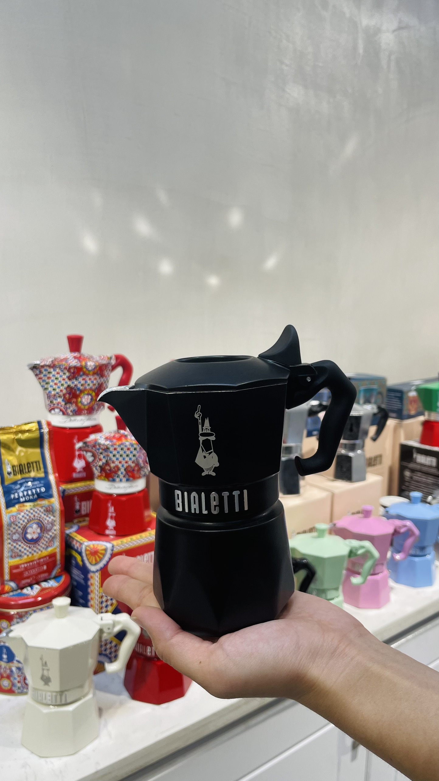 ẤM PHA CÀ PHÊ BIALETTI BRIKKA NOIR