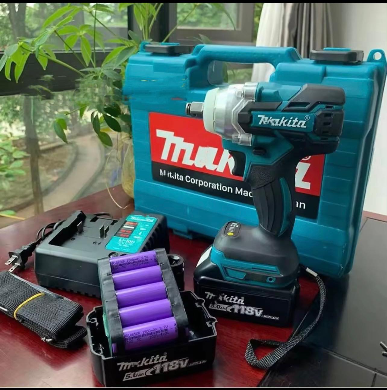 Máy bắt vít bulong 88V HGT