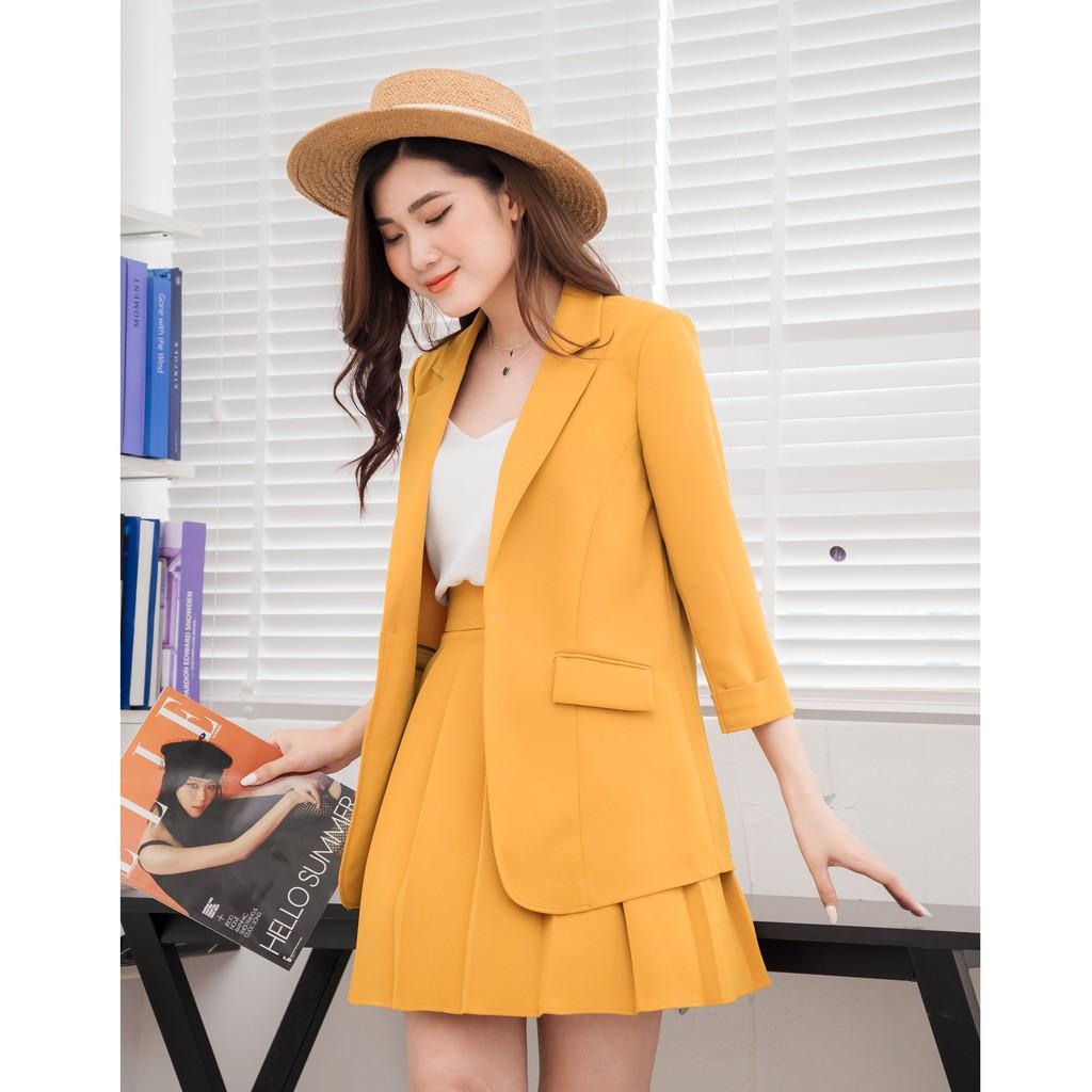 Set áo vest blazer nữ + chân váy ngắn xếp ly - SV01 - WFStudios