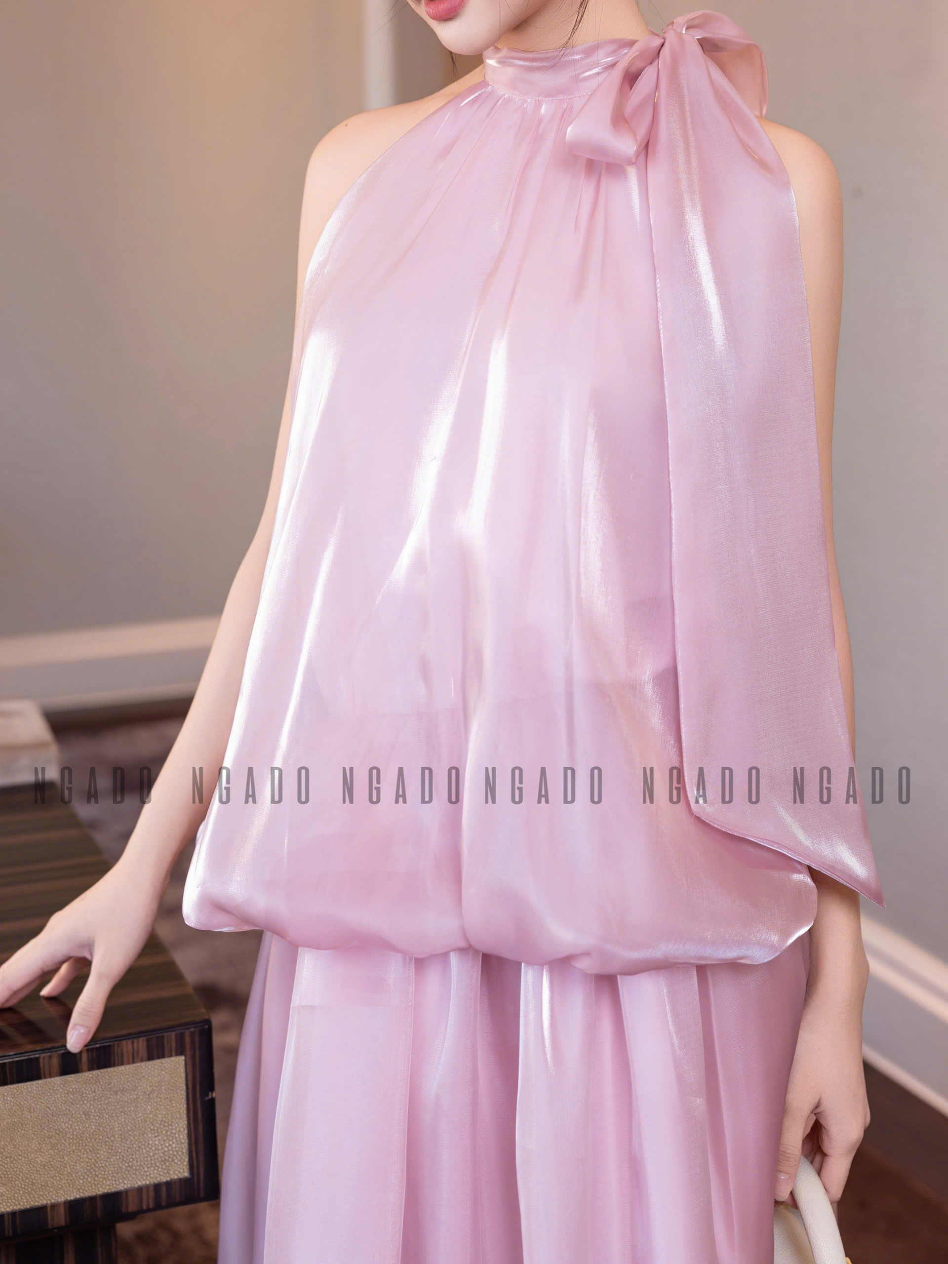 Đầm yếm hồng cột nơ NGADO , đầm yếm , đầm kiểu Nữ , đầm dự tiệc