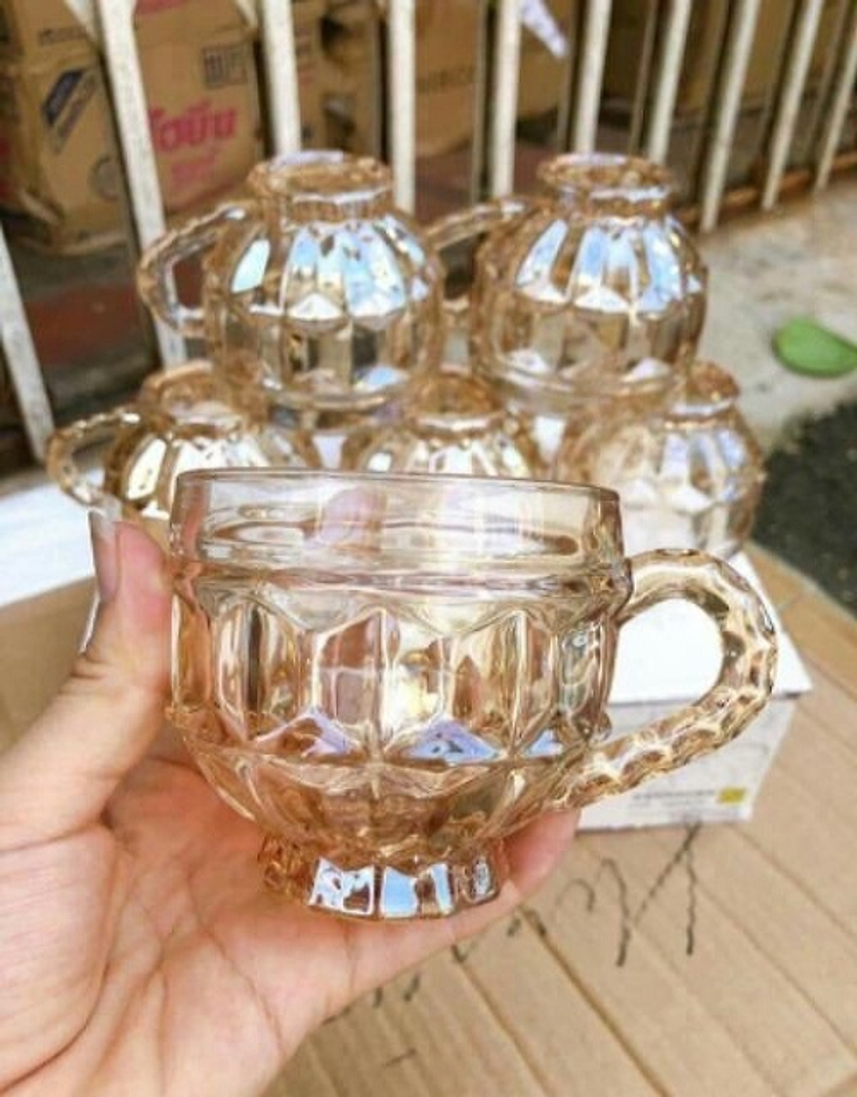 Bộ 6 cốc thuỷ tinh vàng bóng