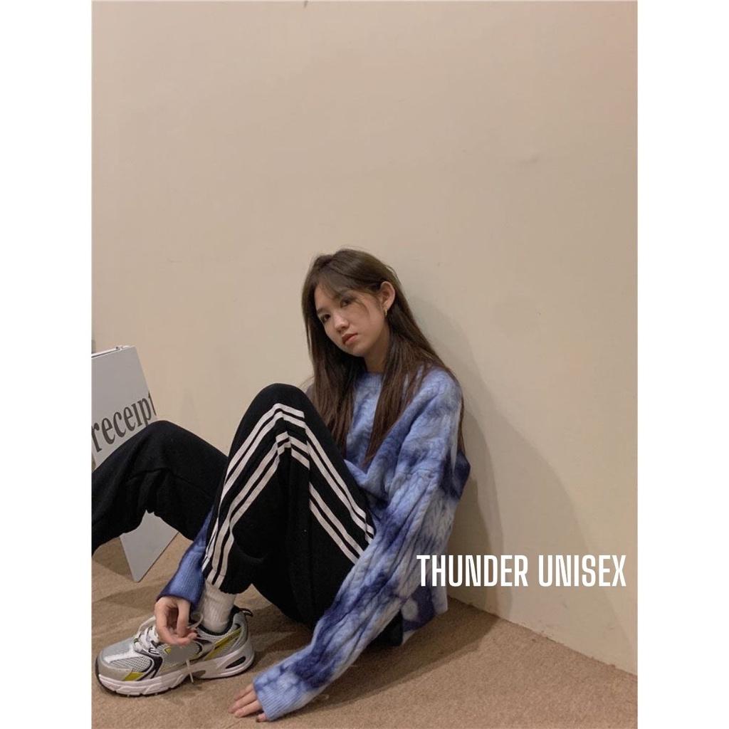 Quần Jogger Nam Nữ Sọc Trắng Form Ống Rộng Bo Gấu Vải Nỉ Mịn Mềm Mát Quần Thể Thao THUNDER UNISEX 2 Màu Xám Đen Loại 1