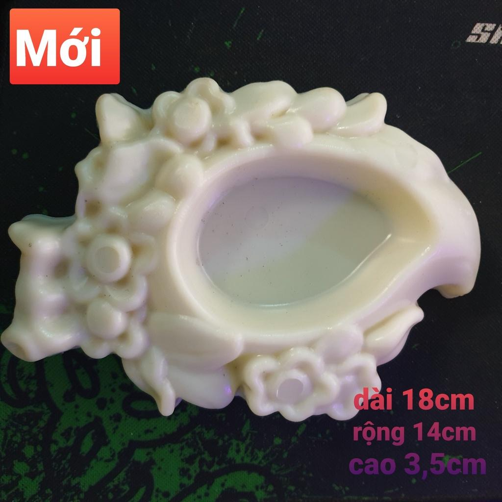 Khuôn chậu đúc chậu cảnh mini phù hợp trồng cây sen đá để bàn